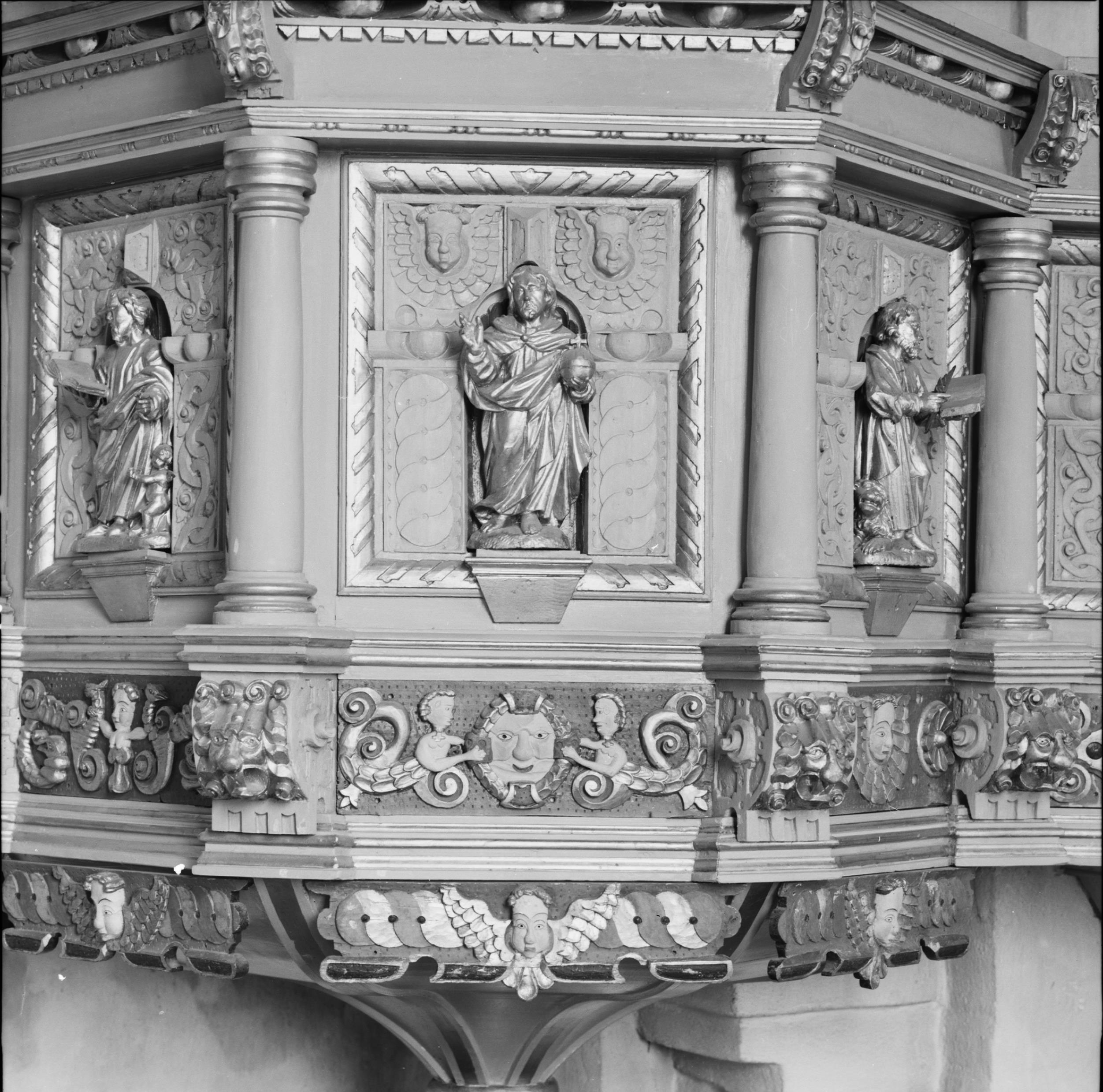 Sören Hallgren, Övergrans kyrka