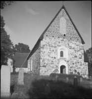 Frötuna kyrka