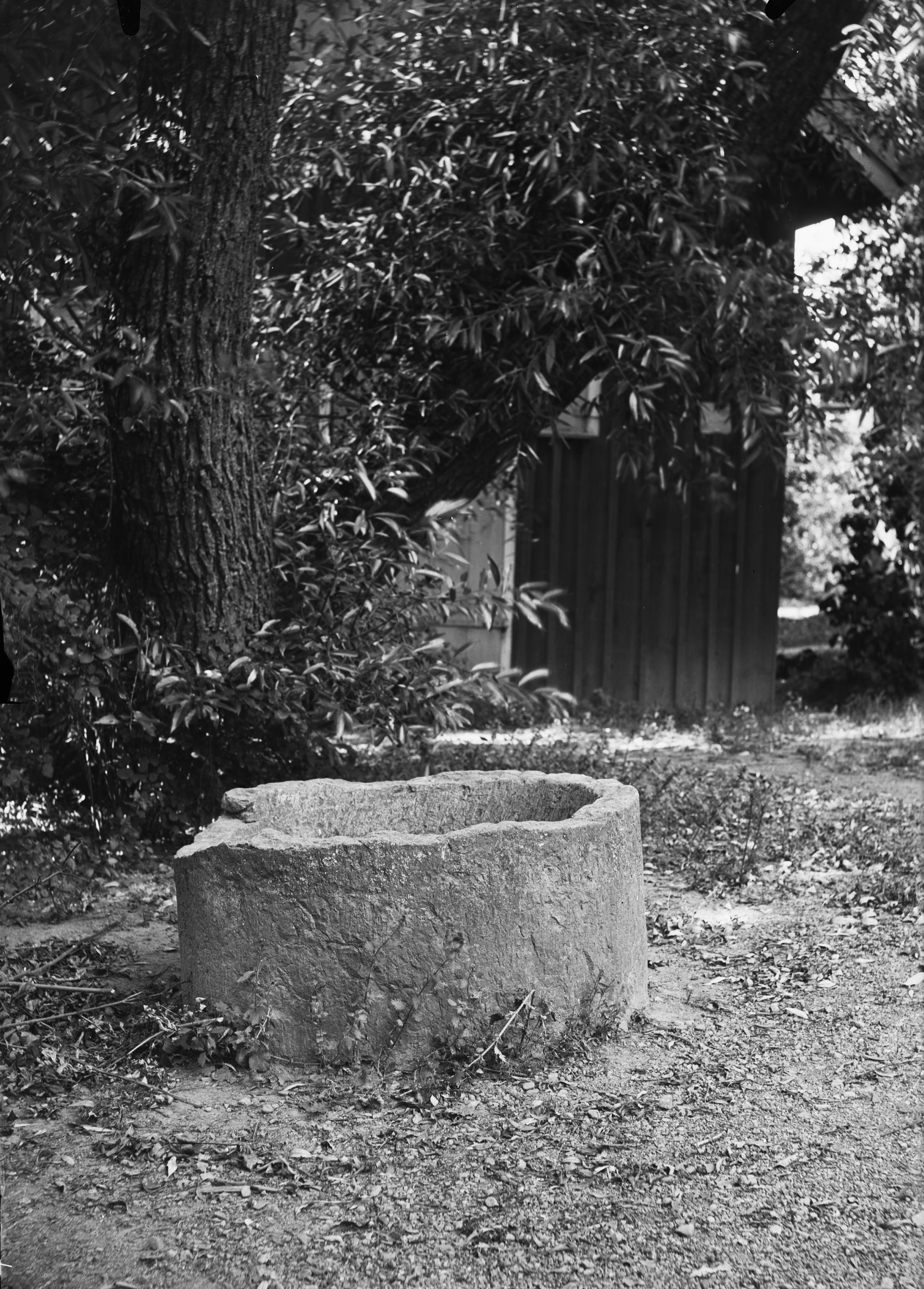 Anders Roland, Saleby kyrka