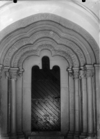 Image of DR EM85;438C