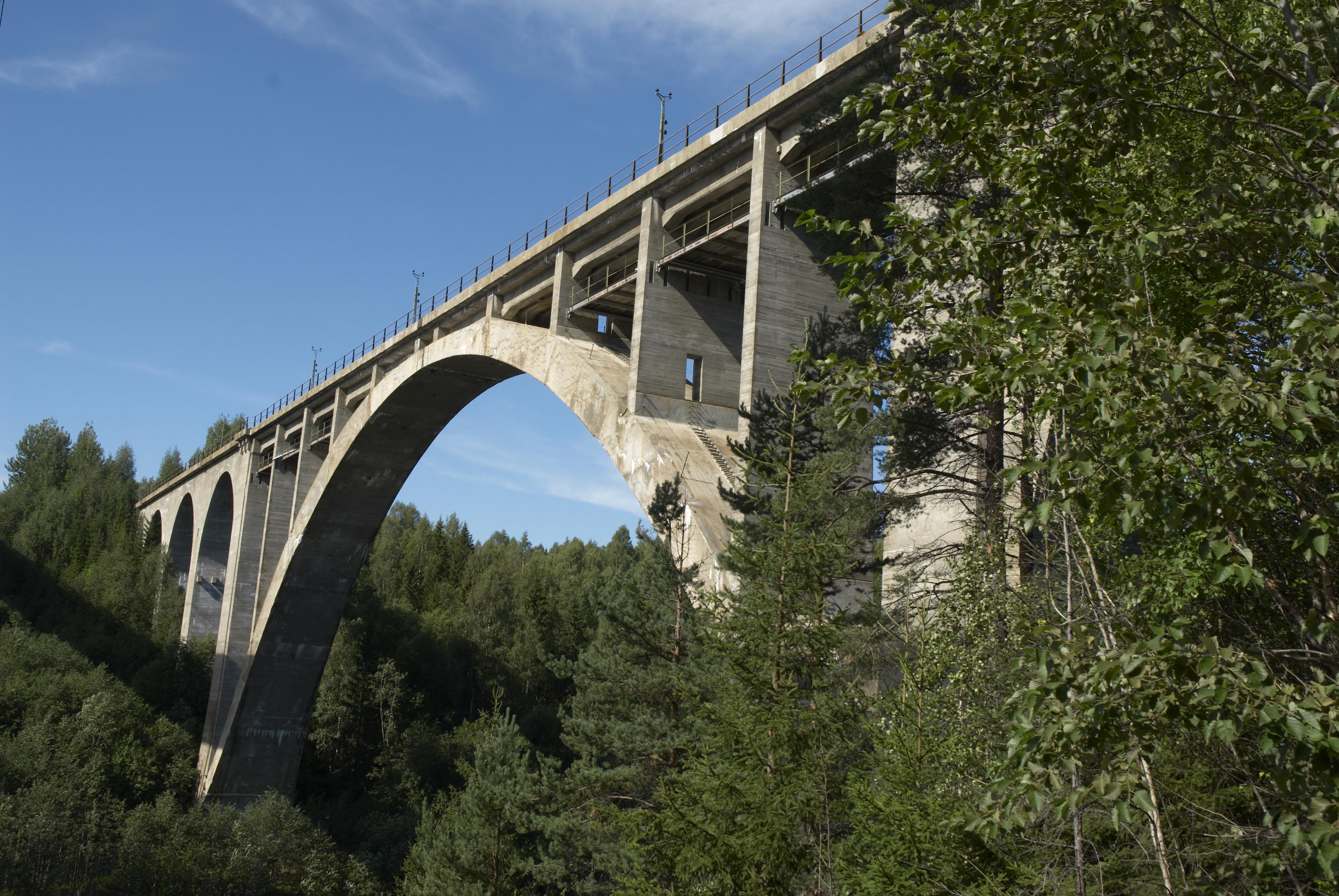 Bengt A Lundberg, Tallbergsbron