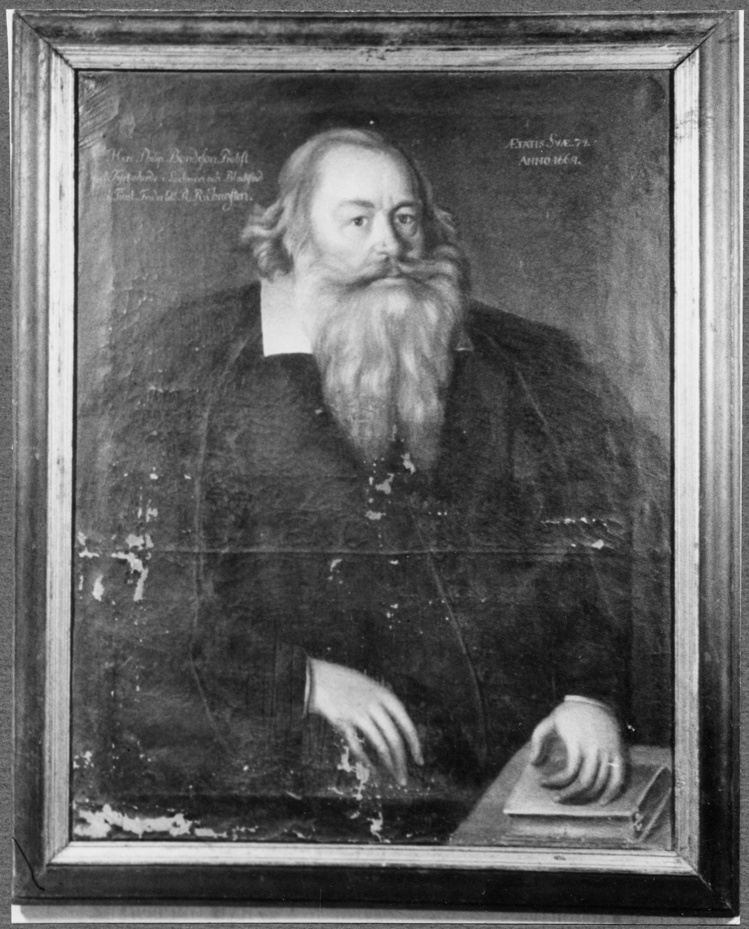 Hjalmar Gustavson, Österåkers kyrka