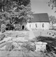 Husby-Sjuhundra kyrka