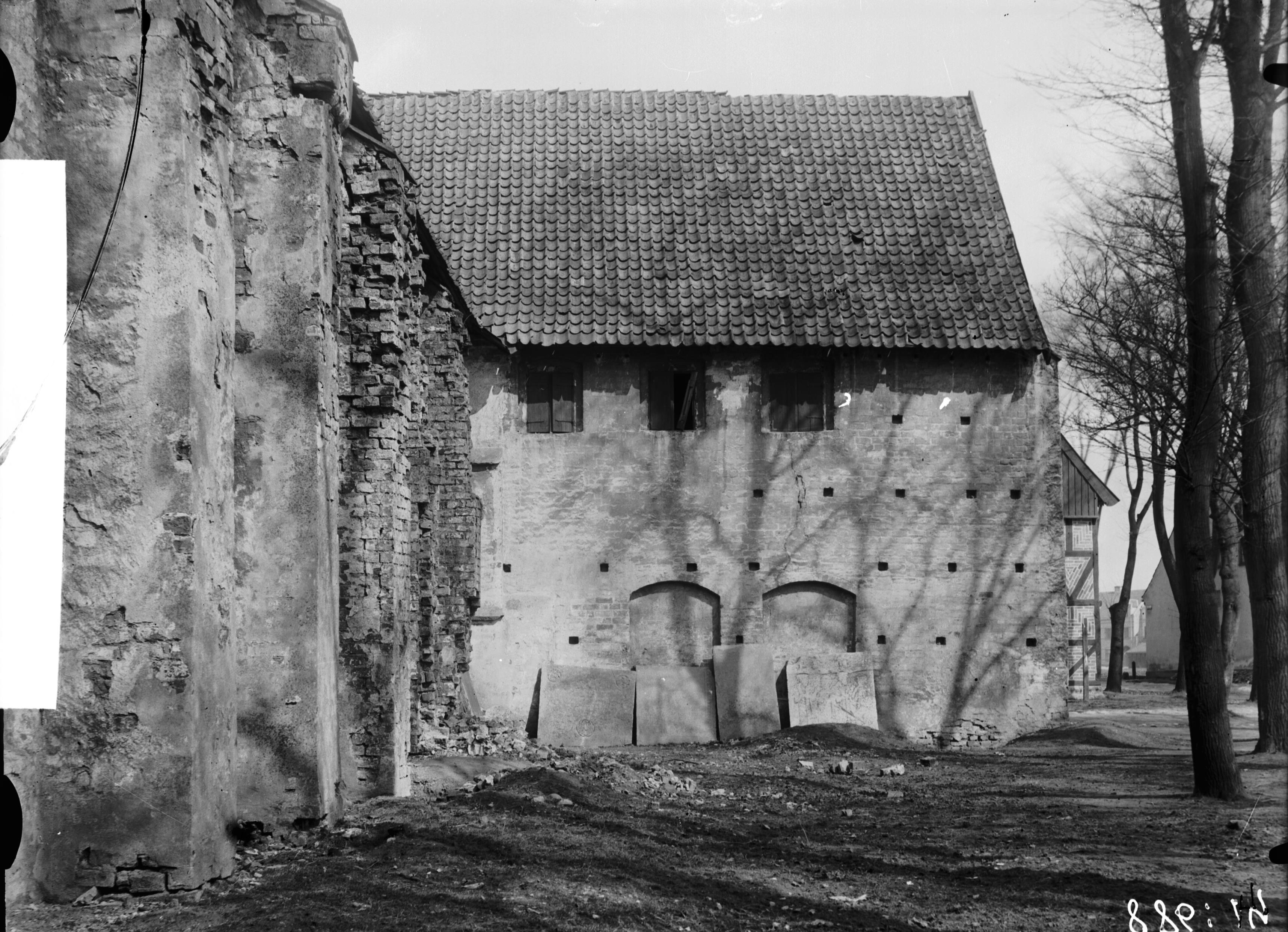 Anders Roland, Sankt Petri kyrka (klosterkyrkan)