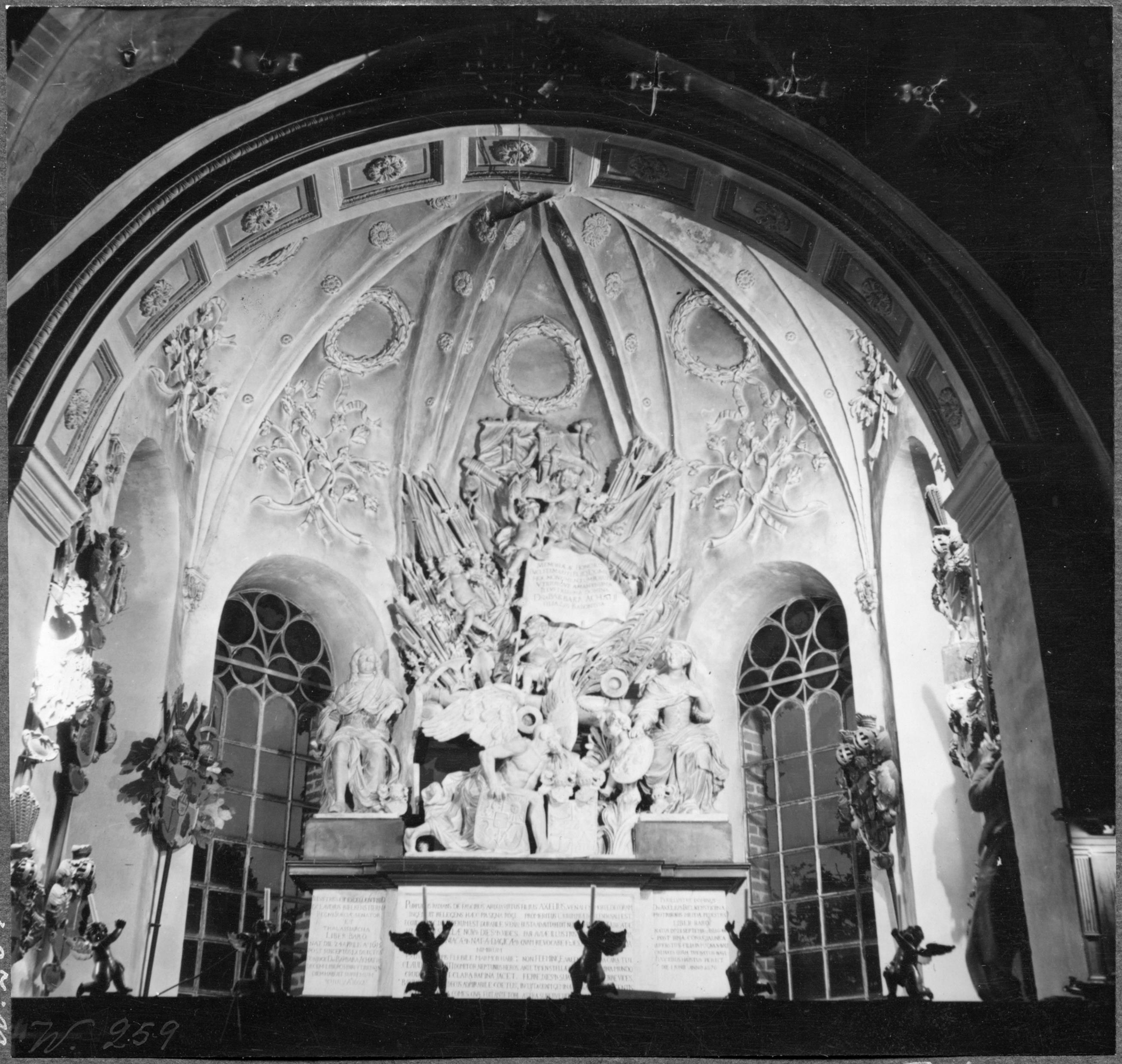 Bertil Waldén, Österhaninge (Sankta Gertruds) kyrka
