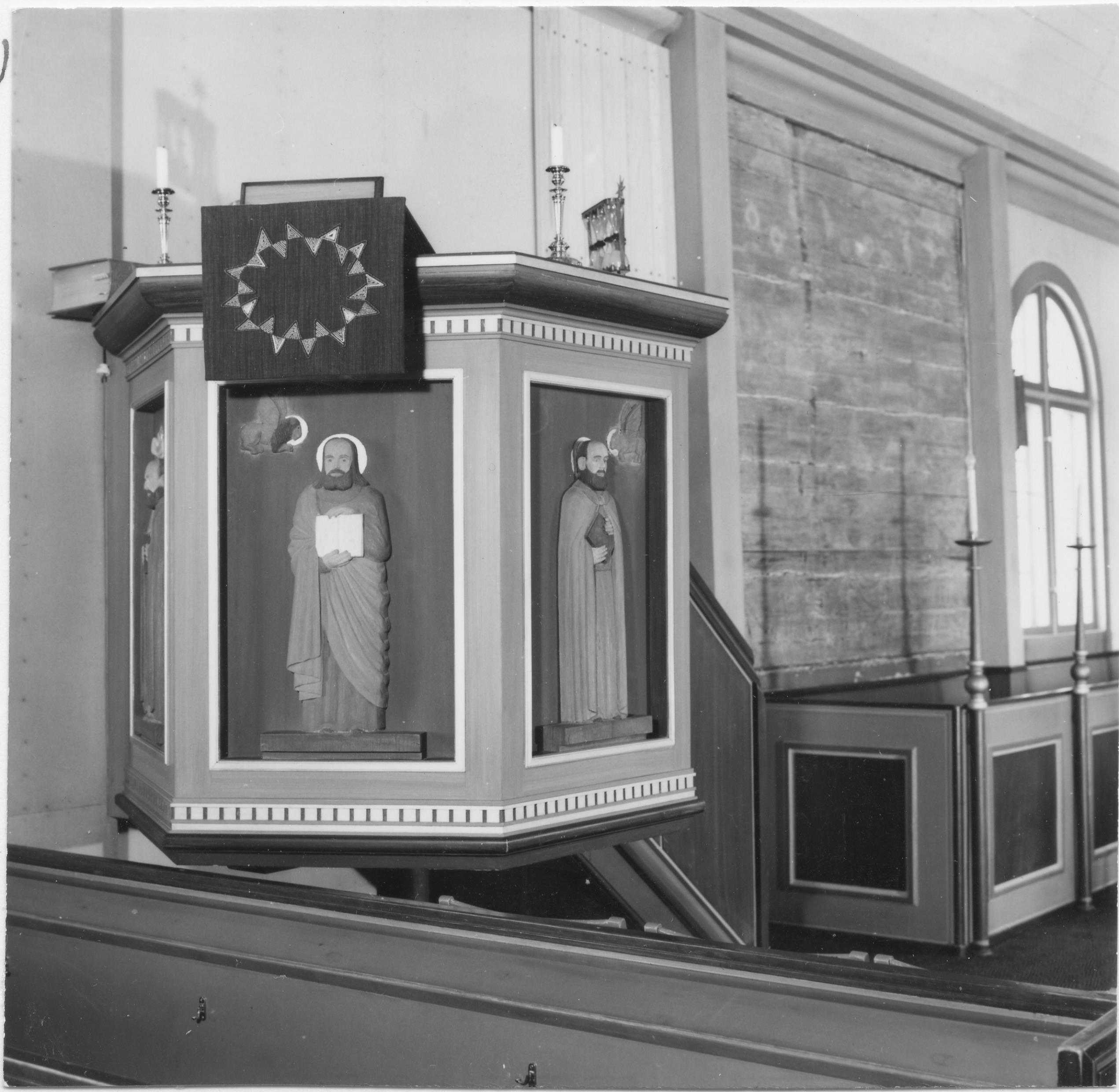 Olle Hellström, Hammarö kyrka