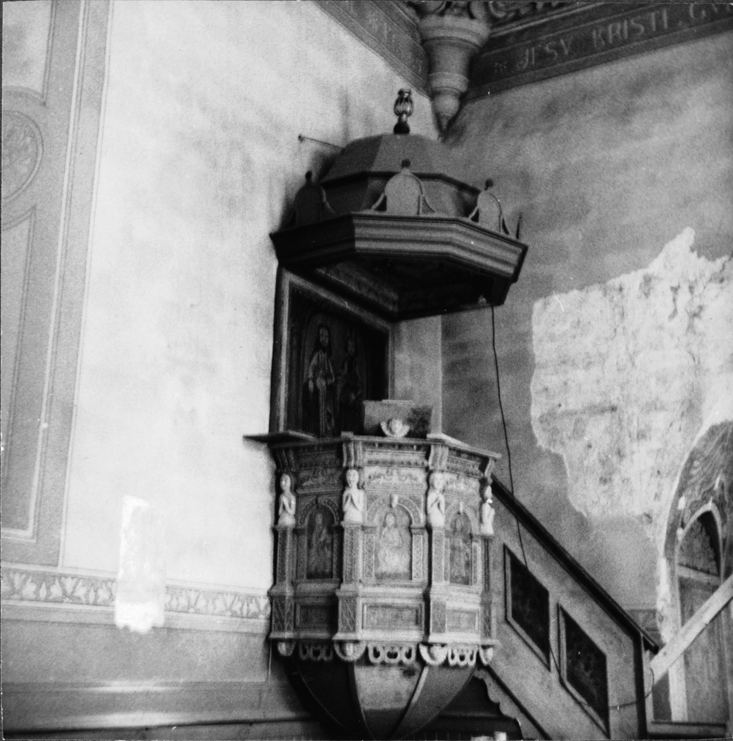 Gösta Lindström, Mosjö kyrka
