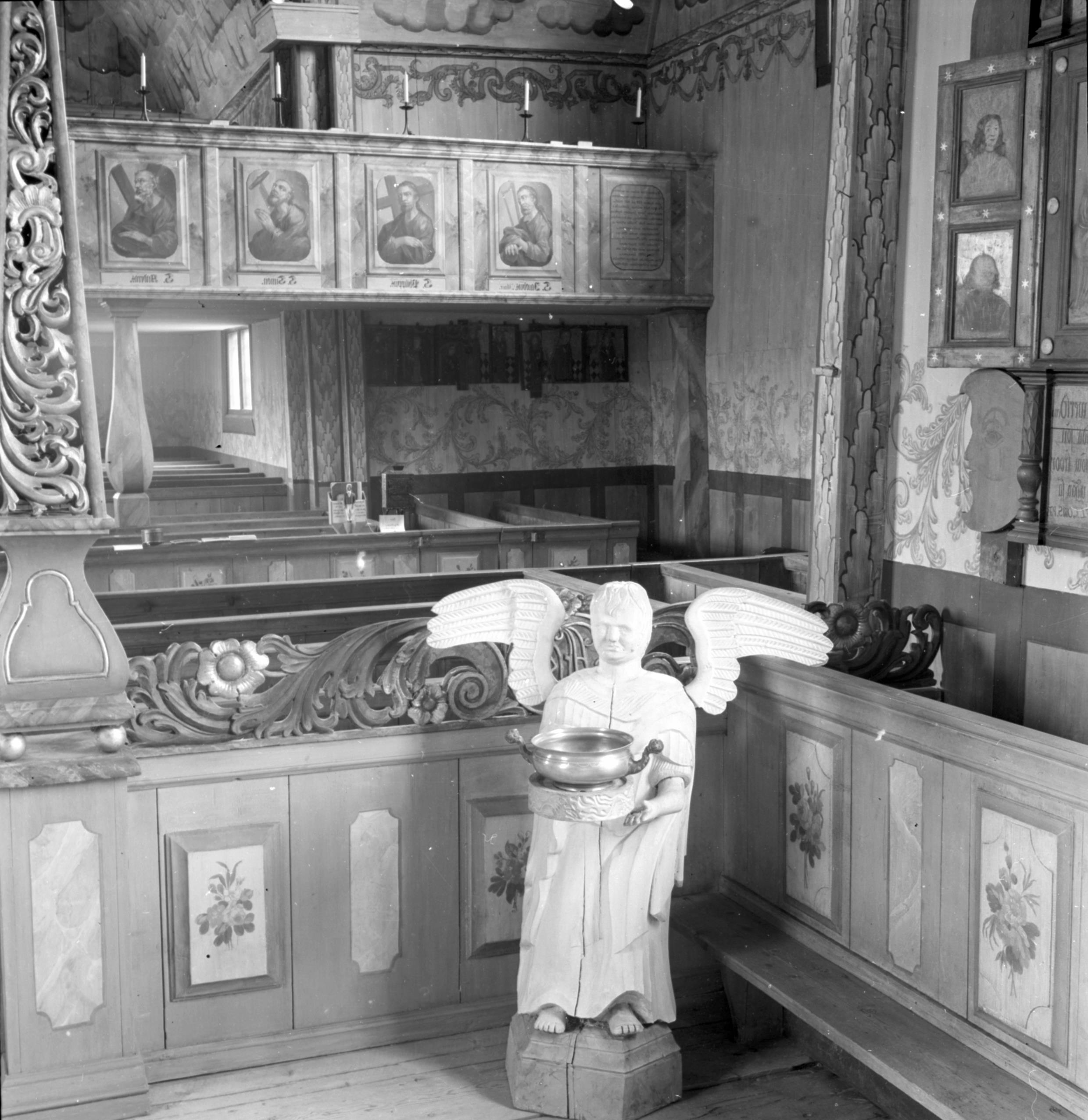 Iwar Anderson, Älvros gamla kyrka