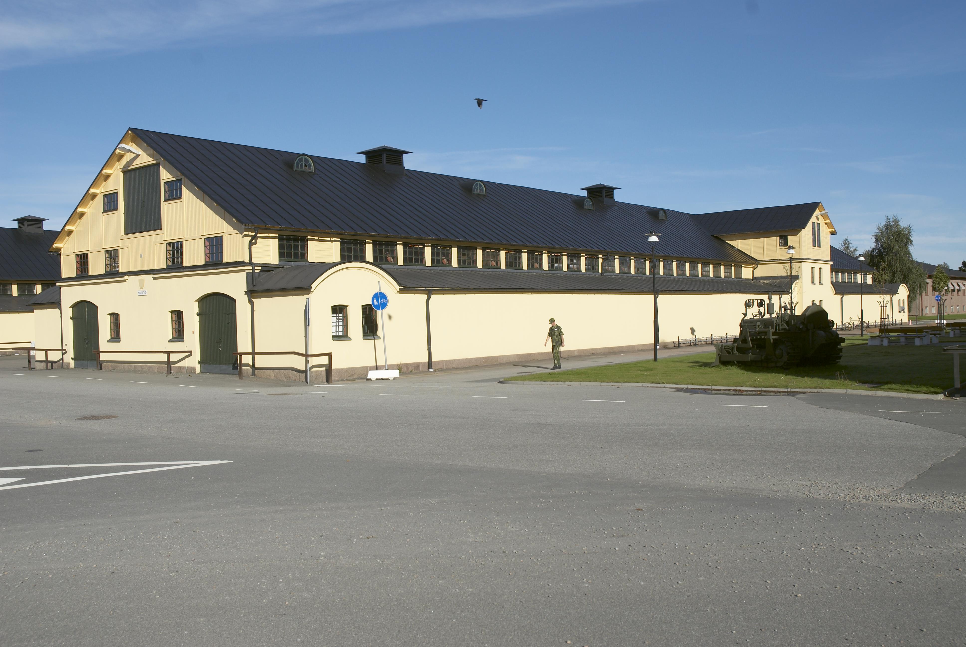 Bengt A Lundberg, Eksjö garnison