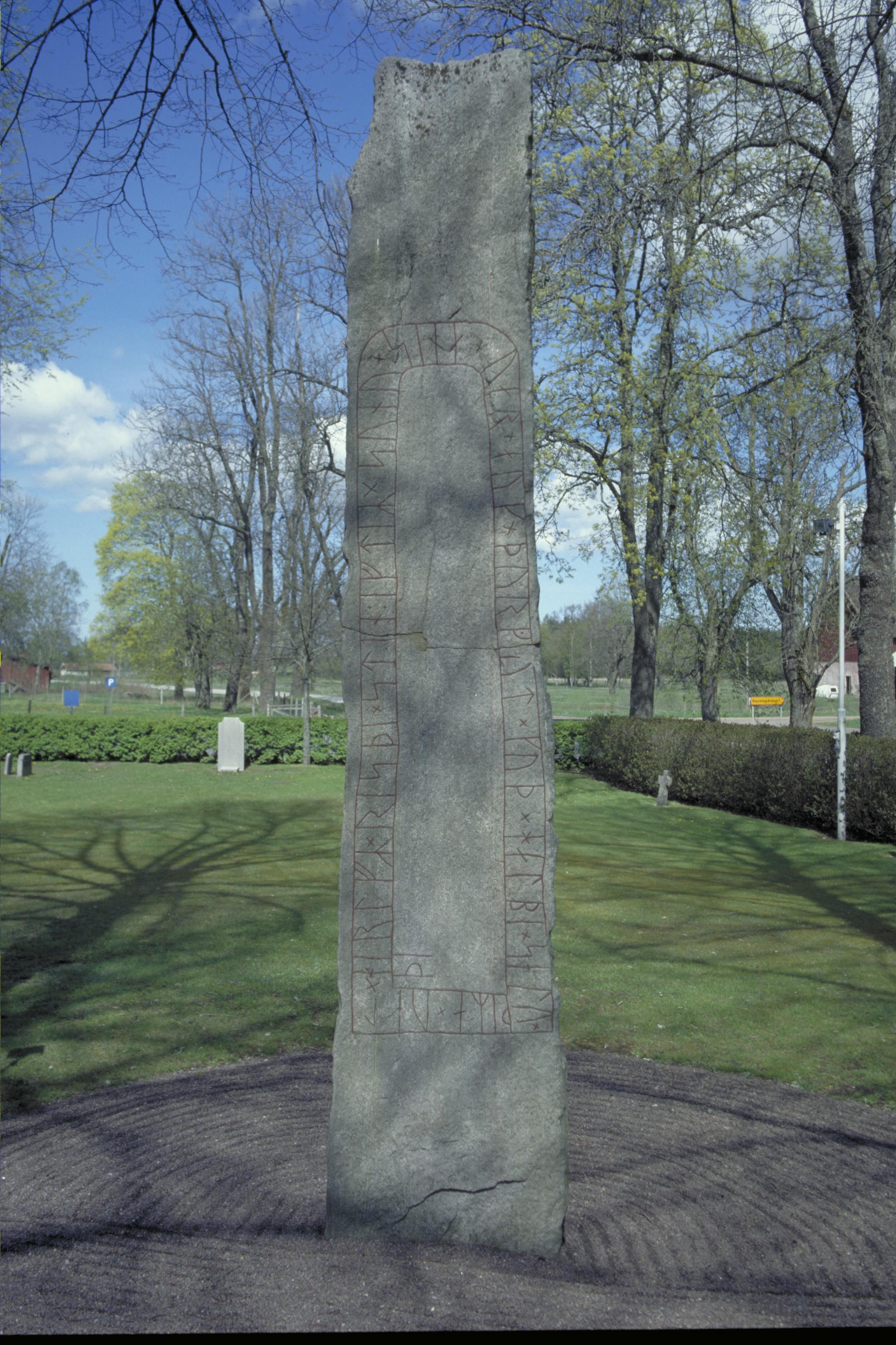 Bengt A Lundberg, Vg117 Levene kyrkogård