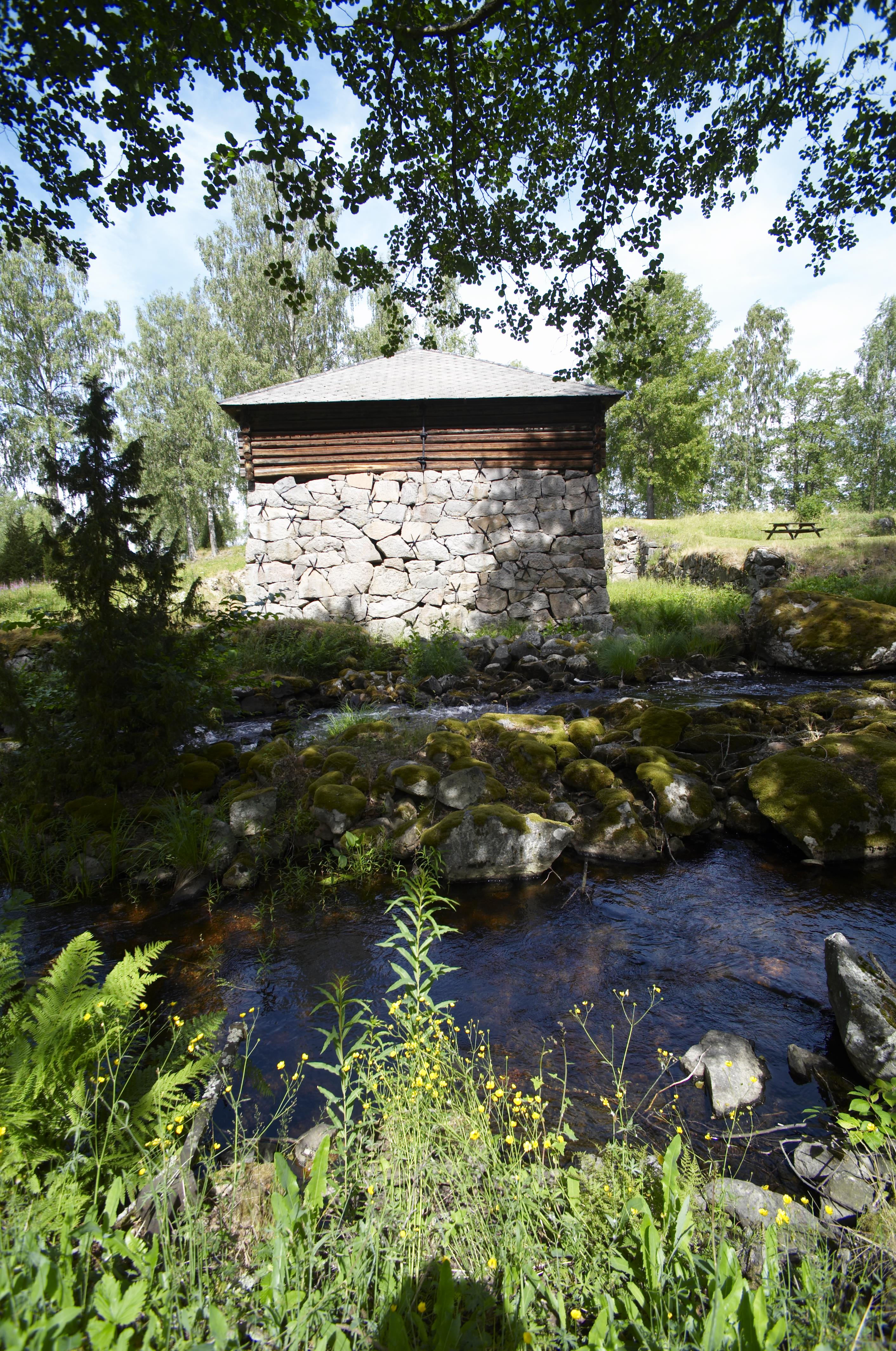 Bengt A Lundberg, Silvhytteå bruk