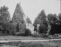 Össeby-Garn, Össeby kyrkoruin