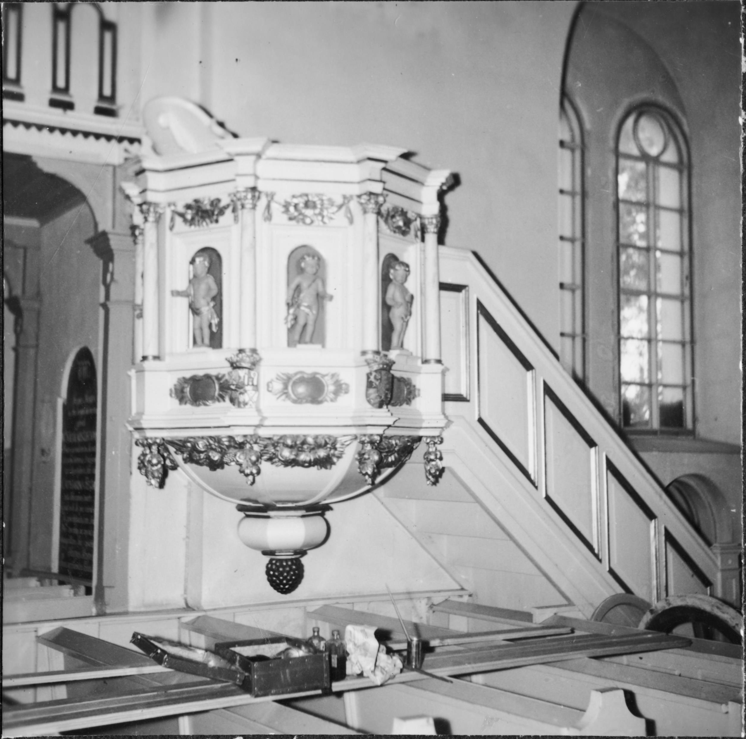Olle Hellström, Sunnersbergs kyrka