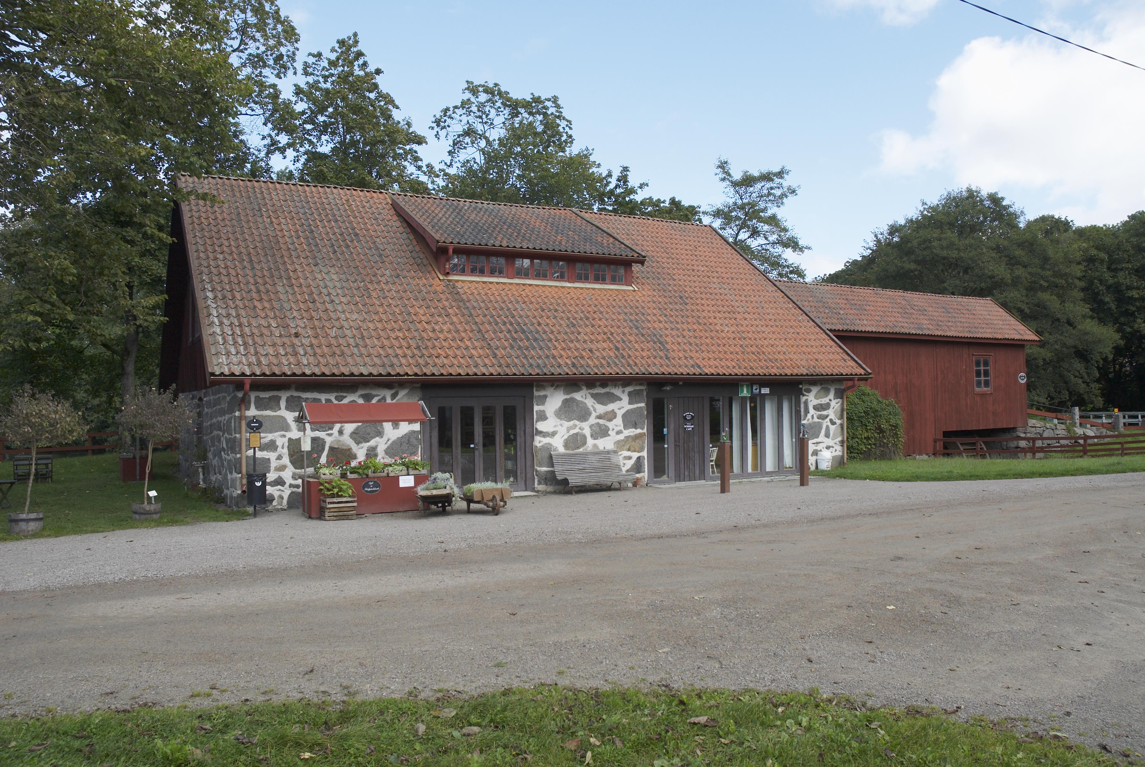 Bengt A Lundberg, Huseby bruk