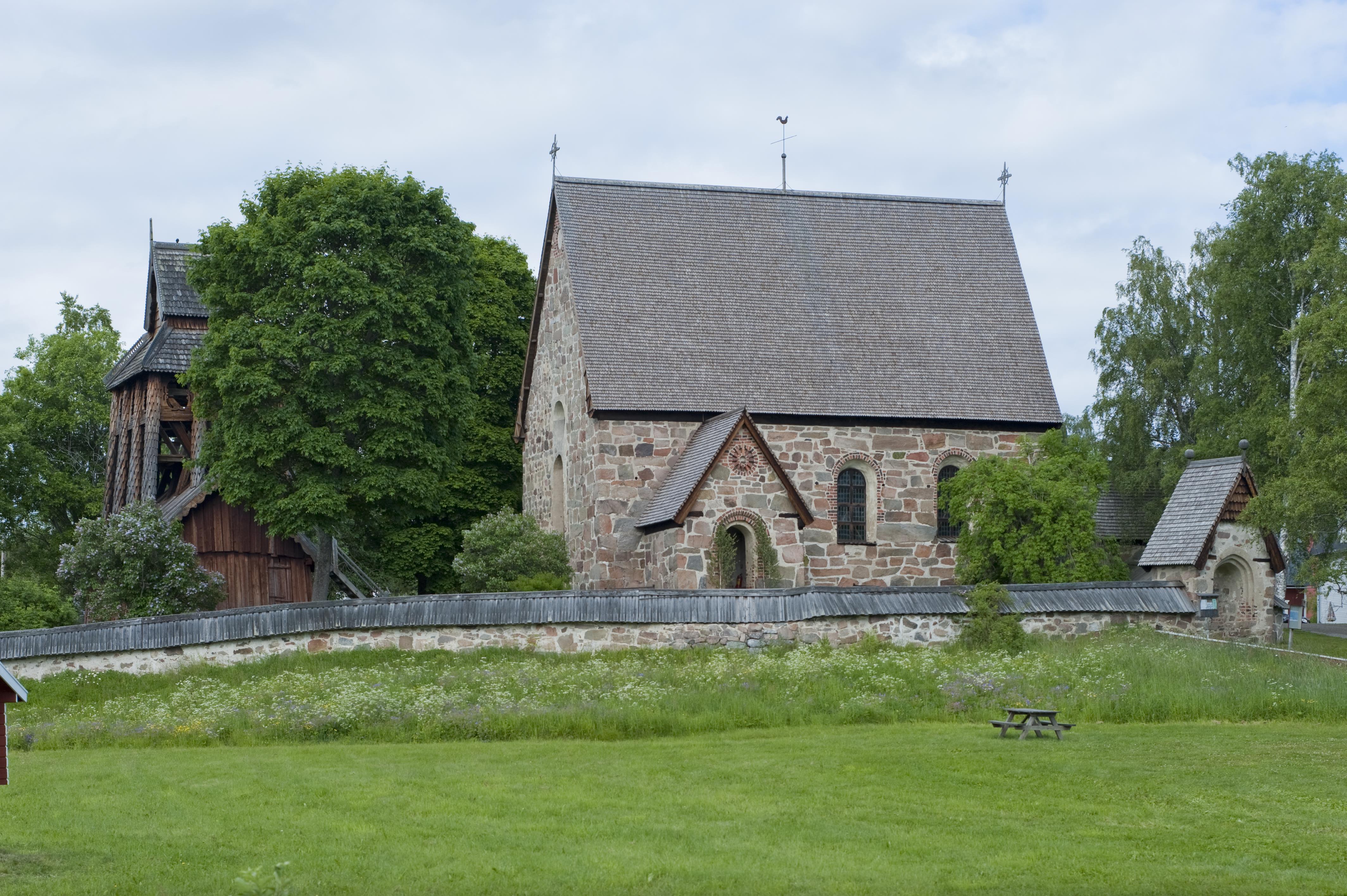 Bengt A Lundberg, SÖDERHAMN TRÖNÖ PRÄSTBOL 2:2
