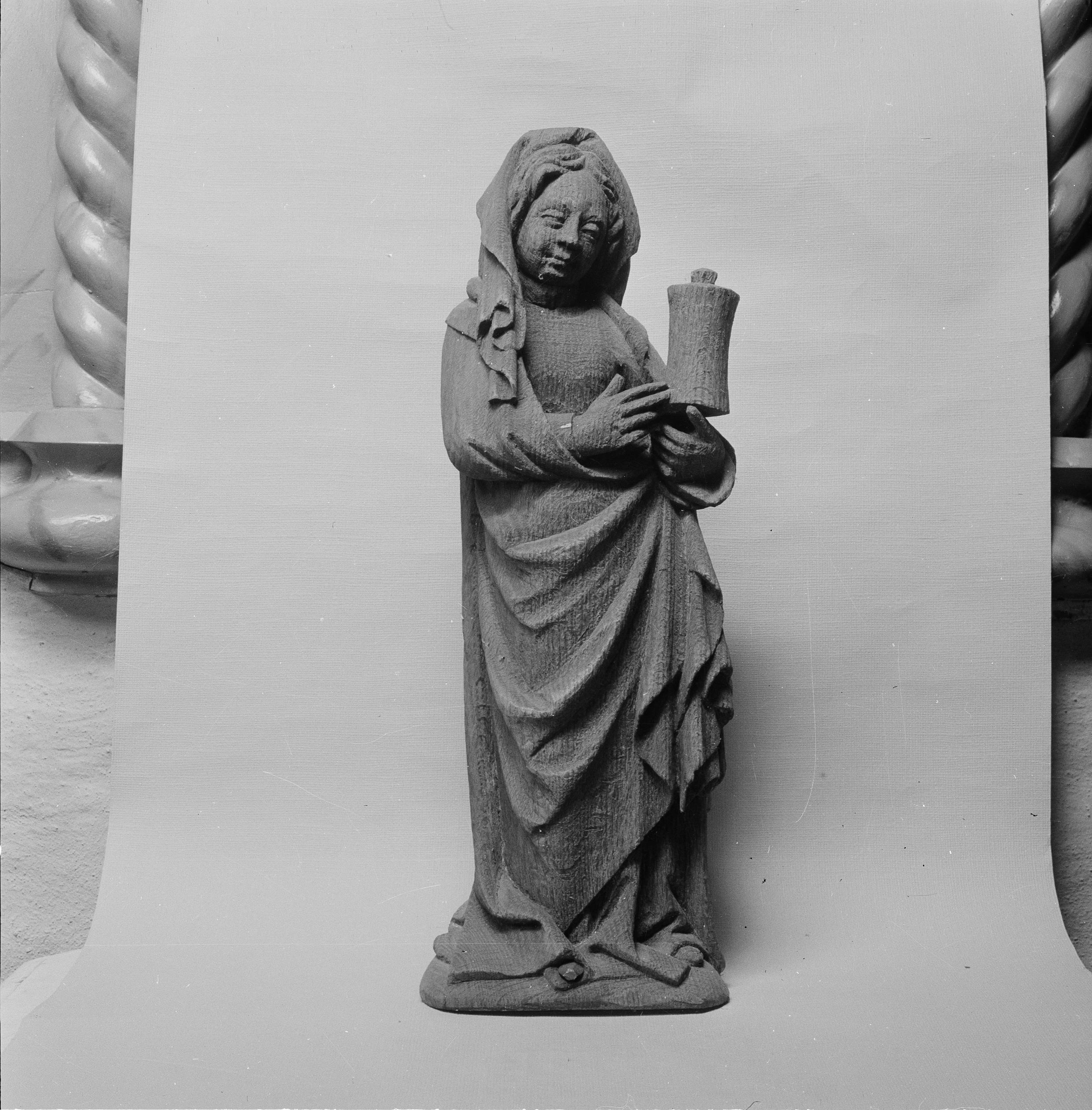 Nils Lagergren, Håtuna kyrka