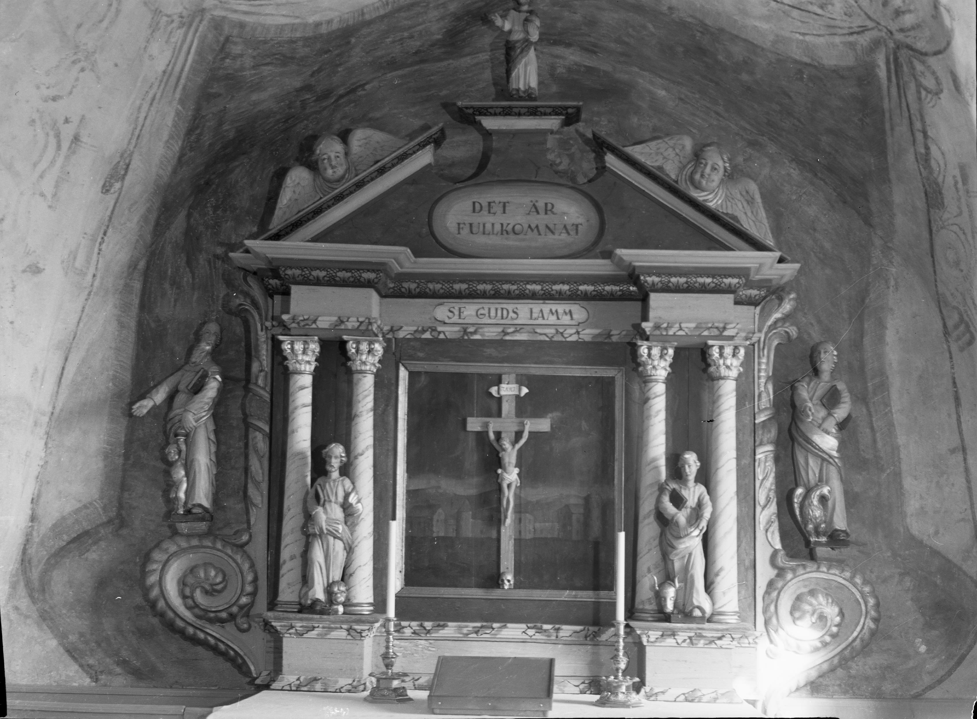 Olle Hellström, Kållands-Åsaka kyrka