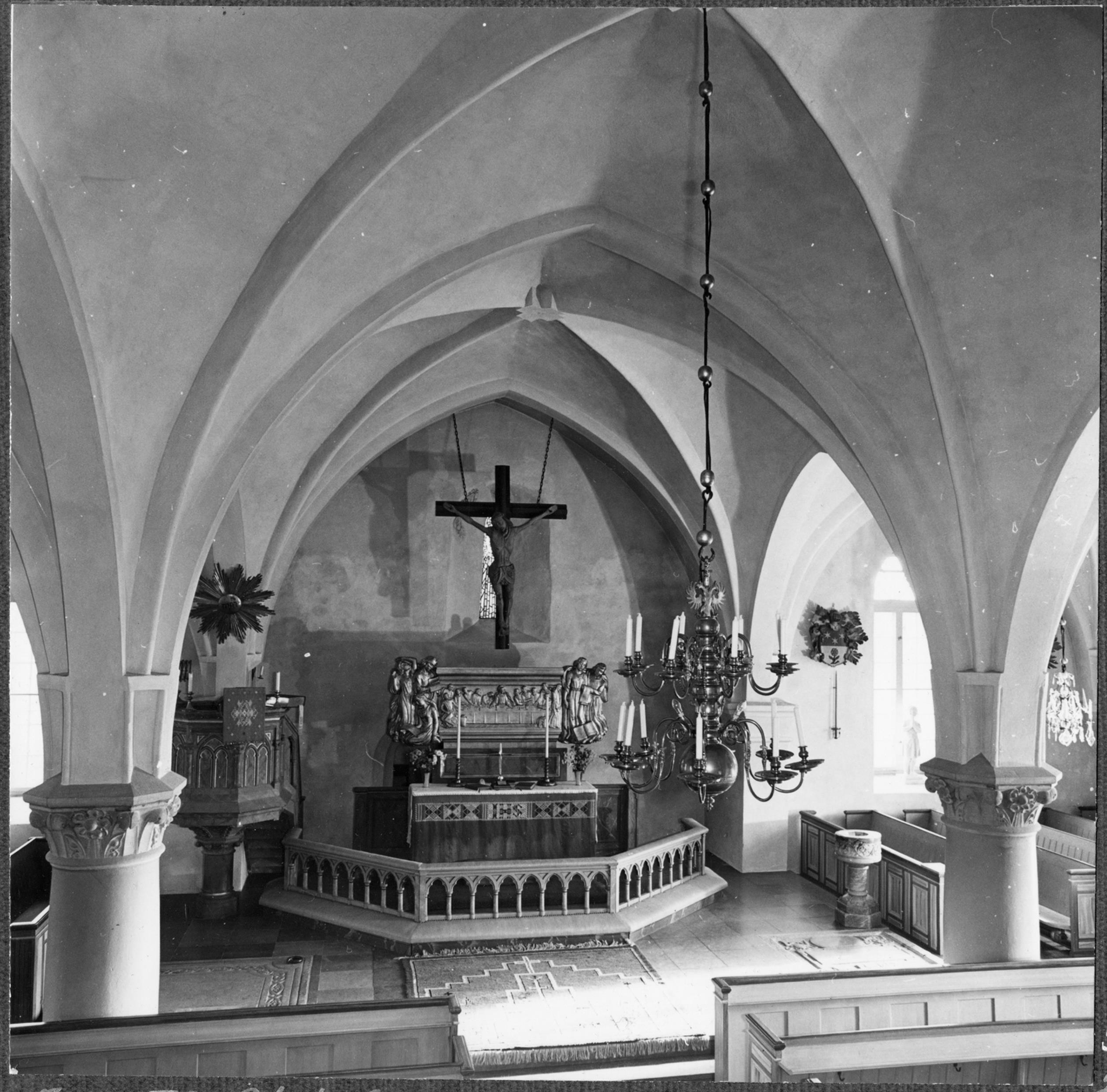 Ivar Schnell, Vårdinge kyrka