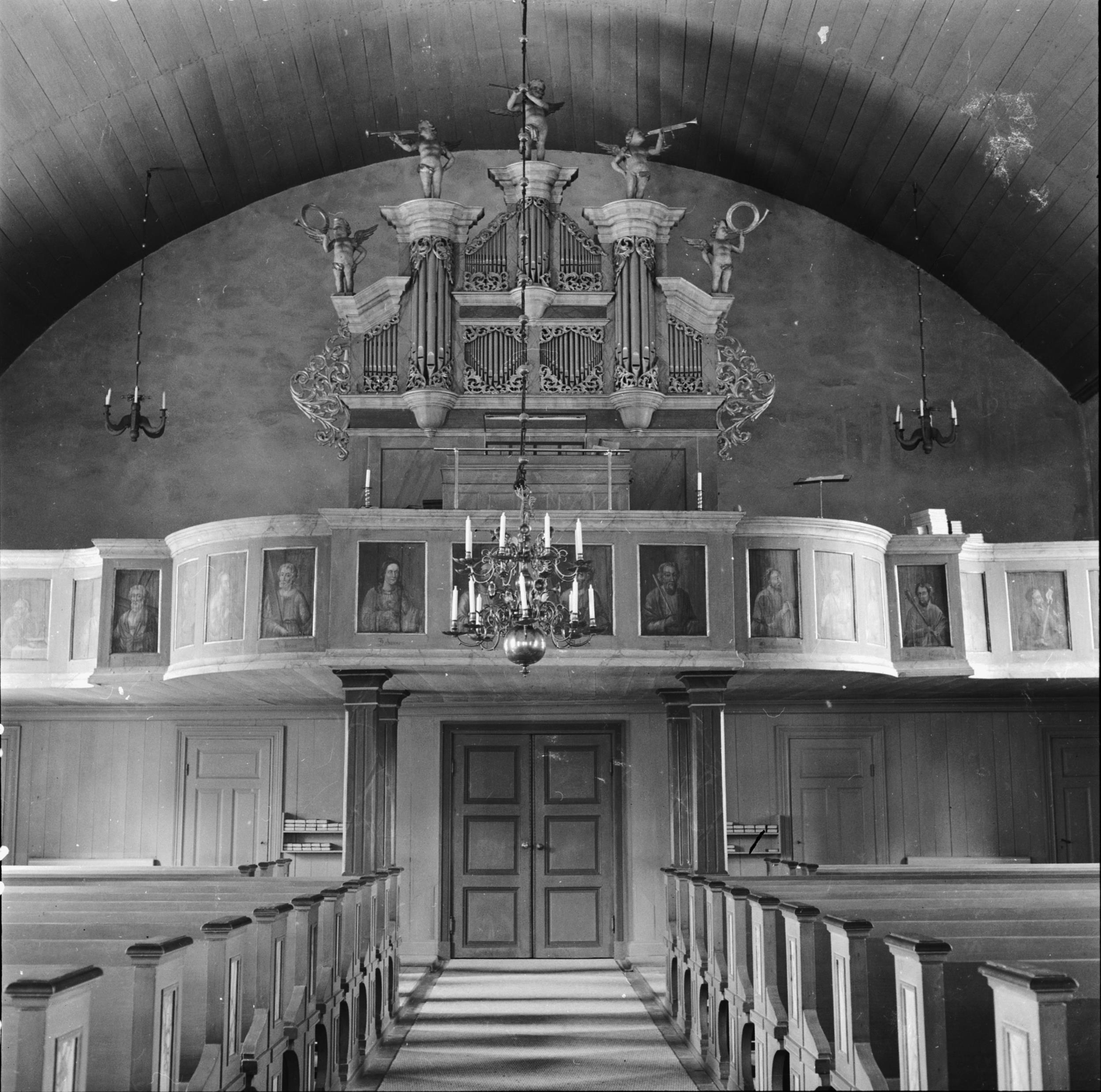 Reine Axel Unnerbäck, Hallingebergs kyrka