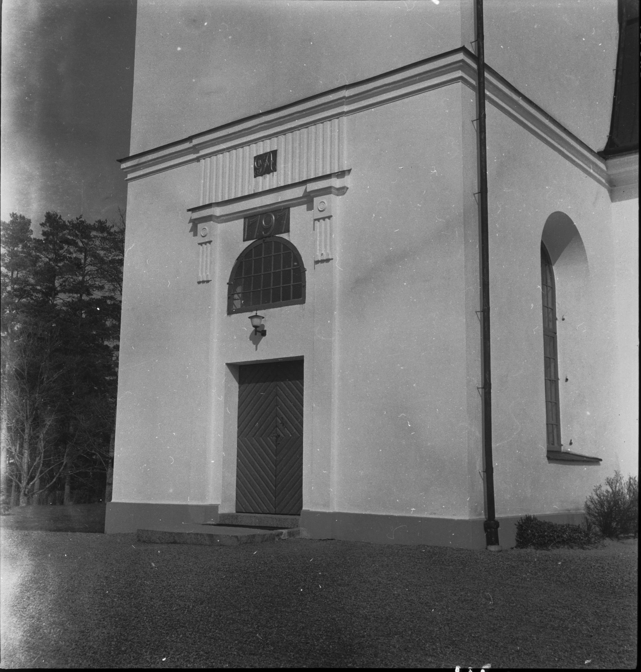 Reine Axel Unnerbäck, Västrums kyrka (F D Gladhammars kapell)