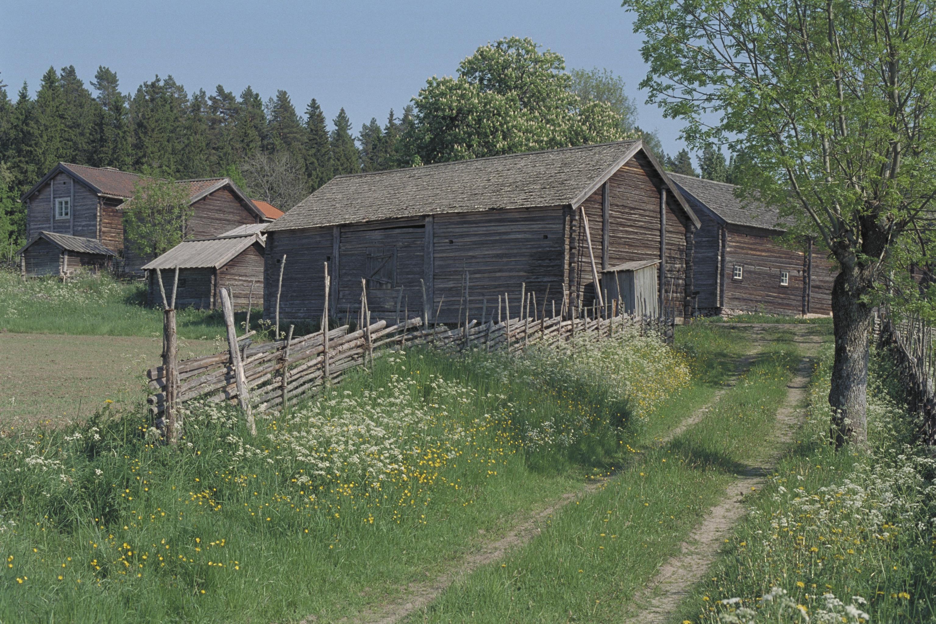 Bengt A Lundberg, Smedstorps by