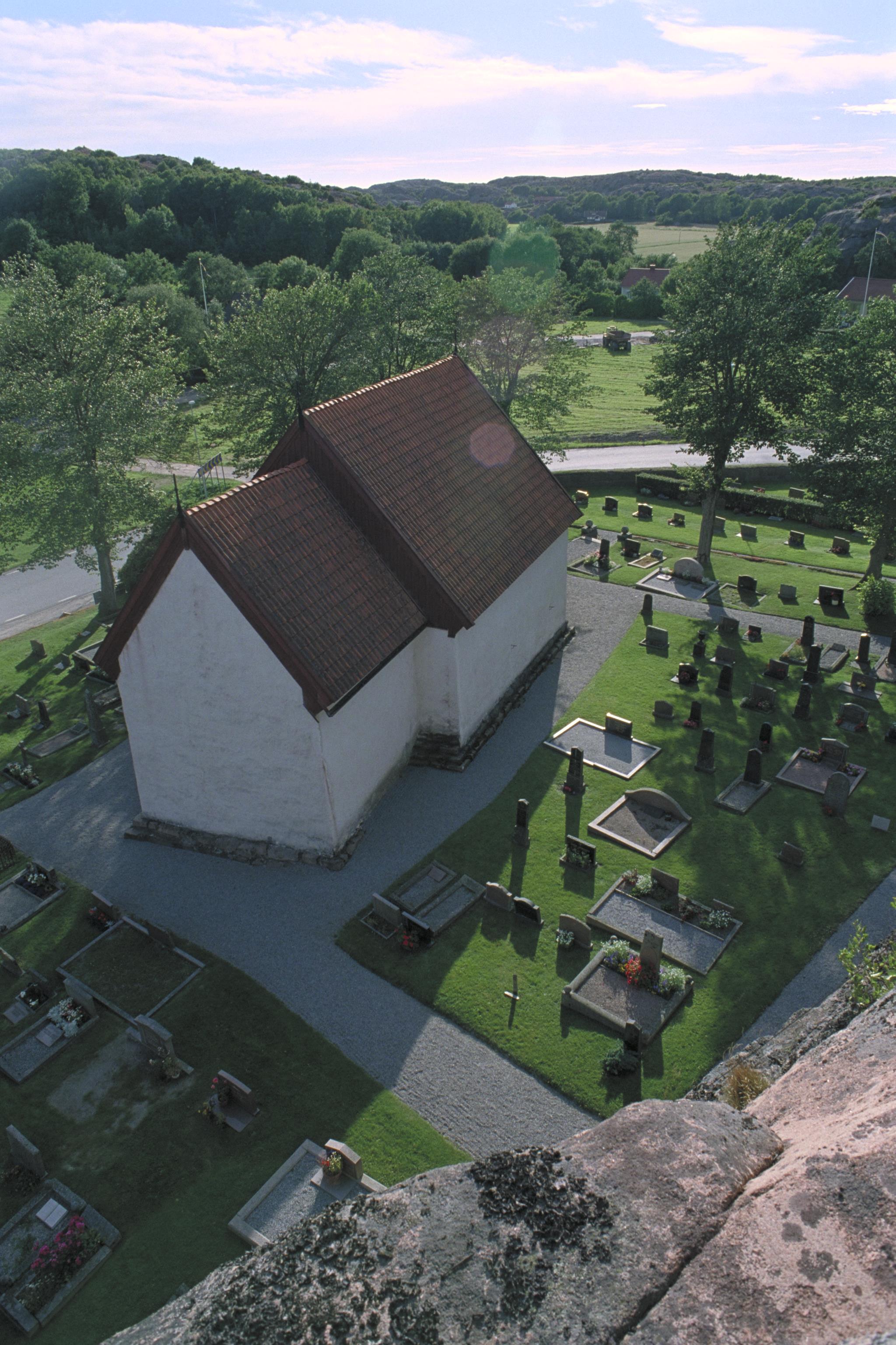 Bengt A Lundberg, Svenneby gamla kyrka