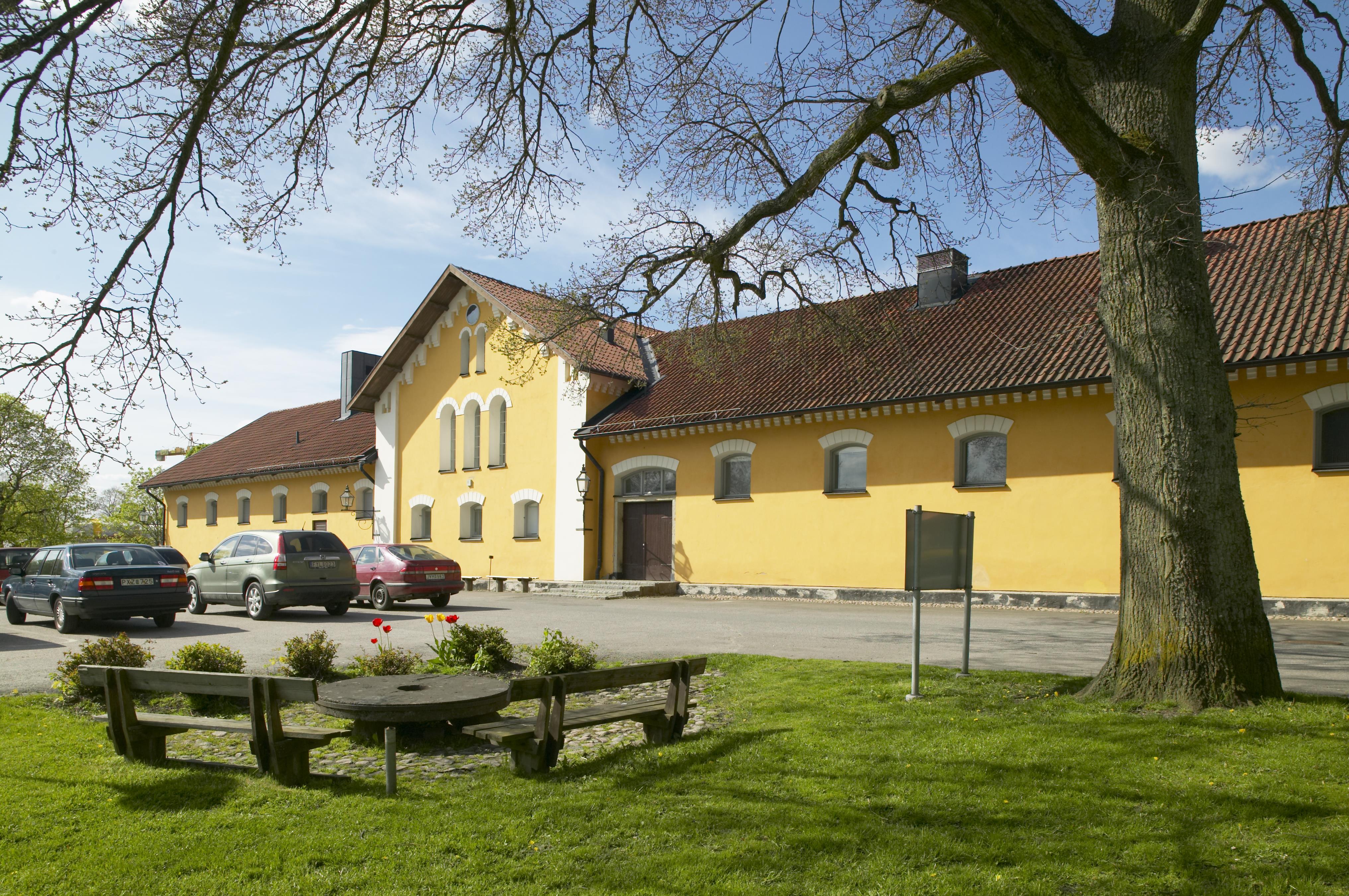 Bengt A Lundberg, Skara veterinärinrättning
