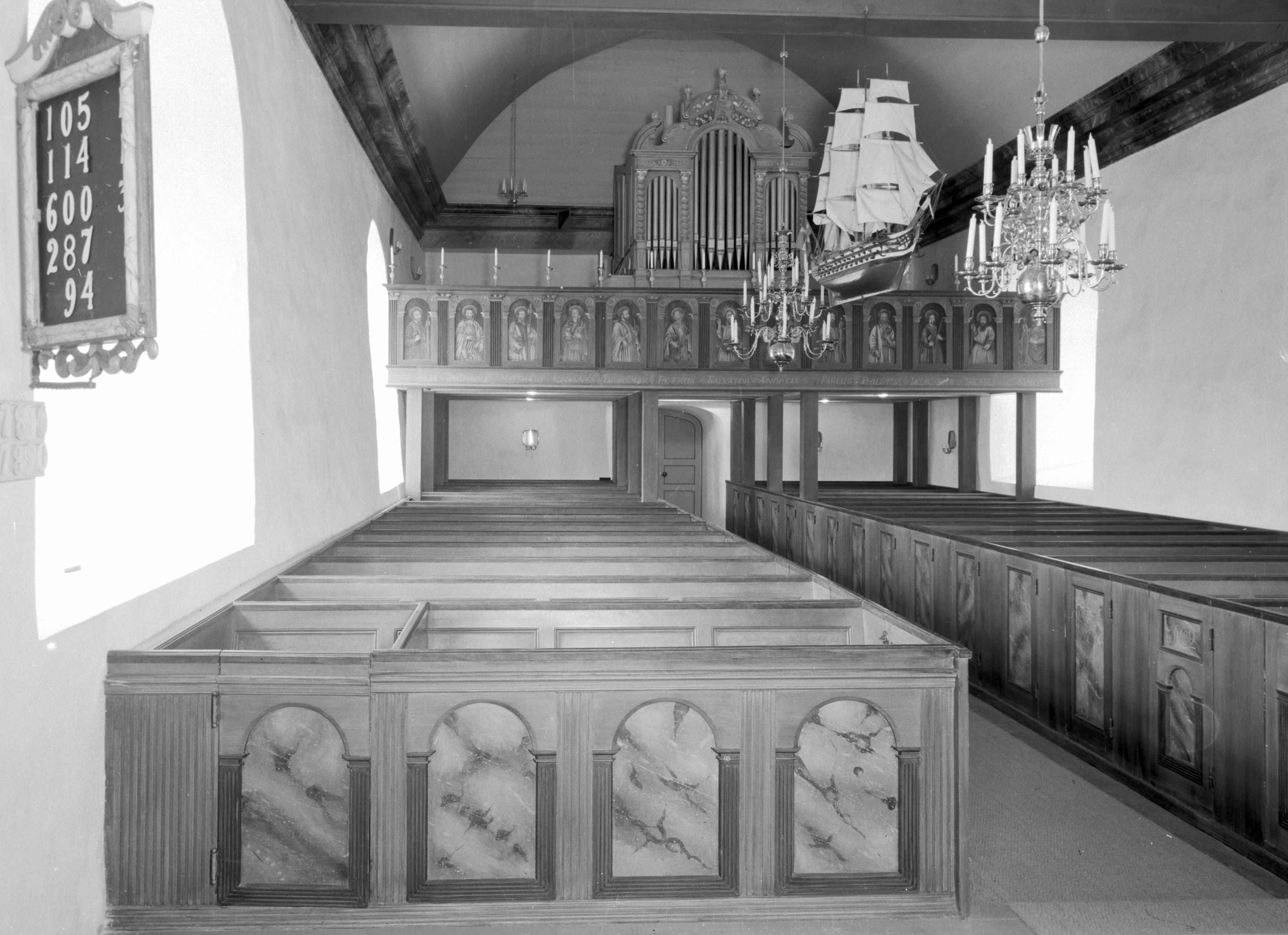 Sören Hallgren, Hålta kyrka