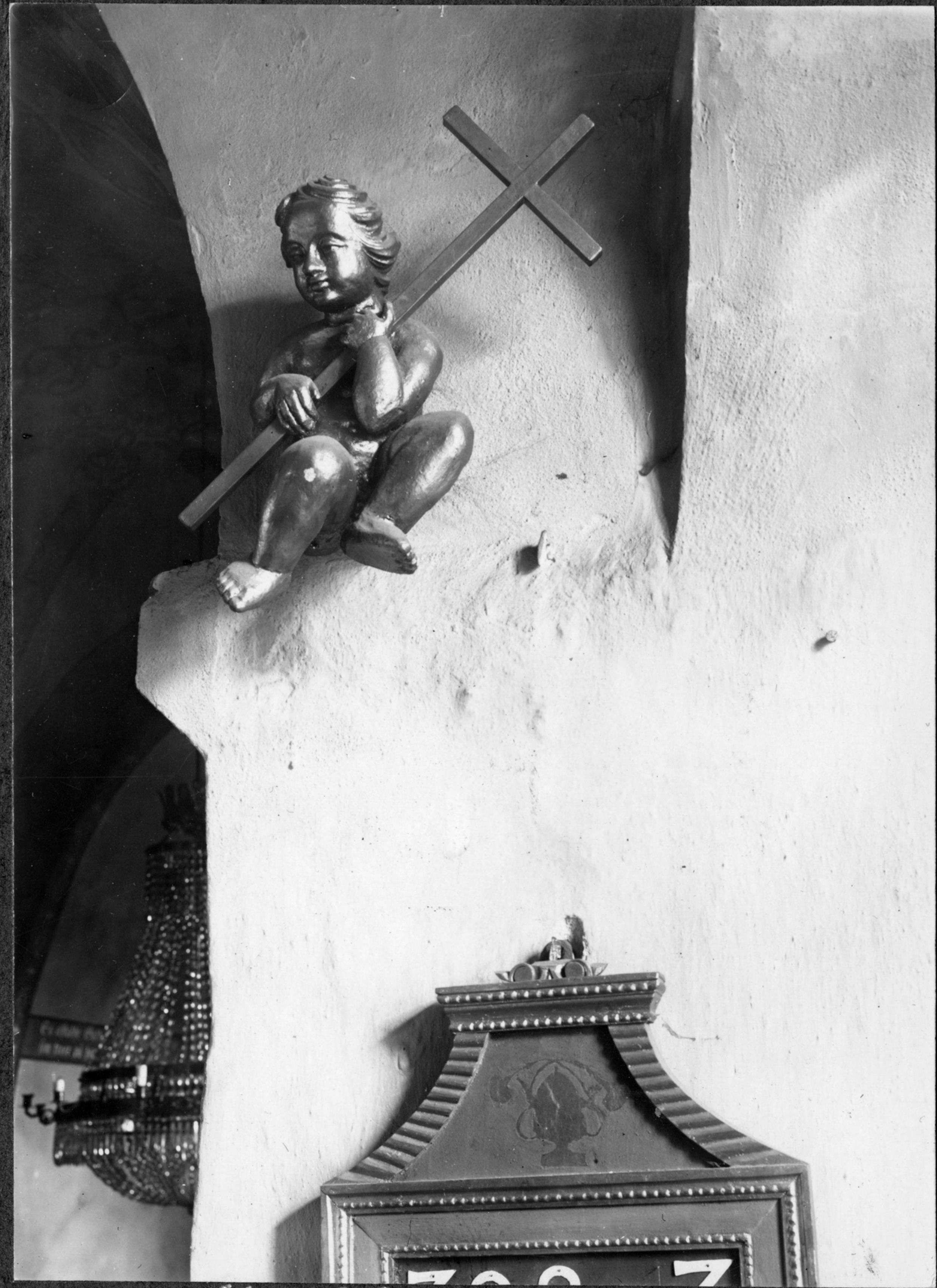 Manne Hofrén, Hossmo kyrka