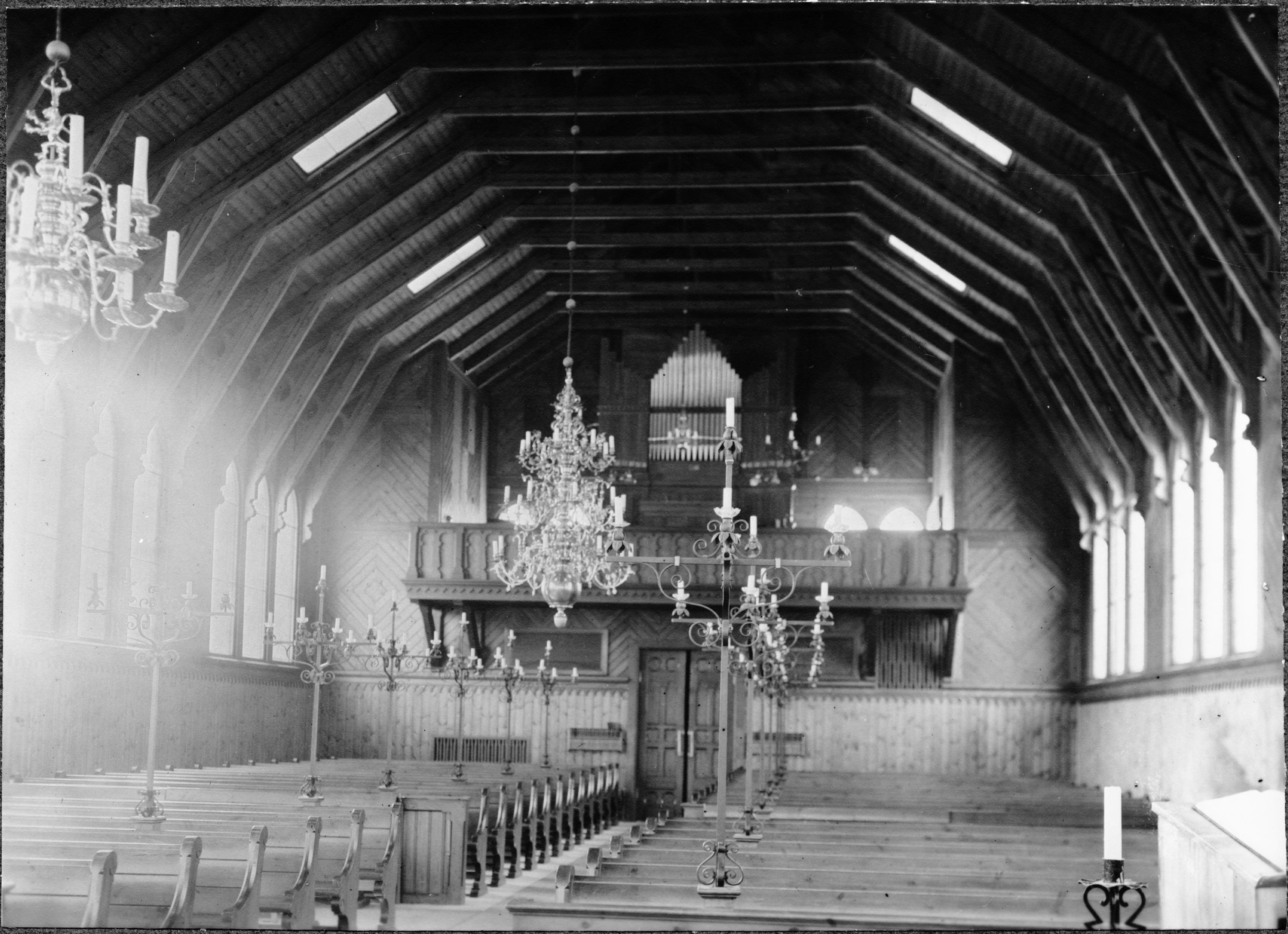 Adolf Niklasson, Nykyrka kyrka
