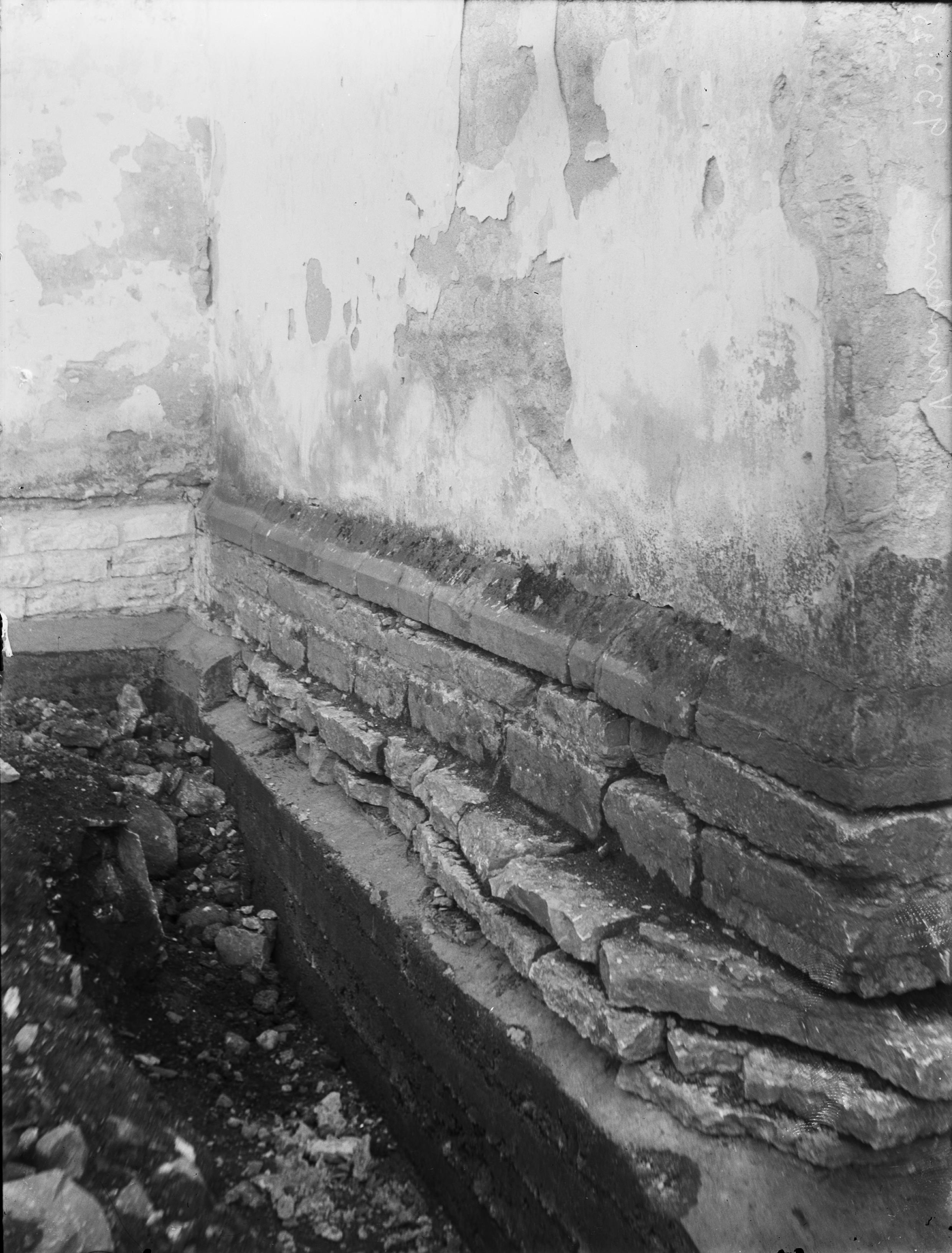 Axel Forssén, Varnhems klosterkyrka