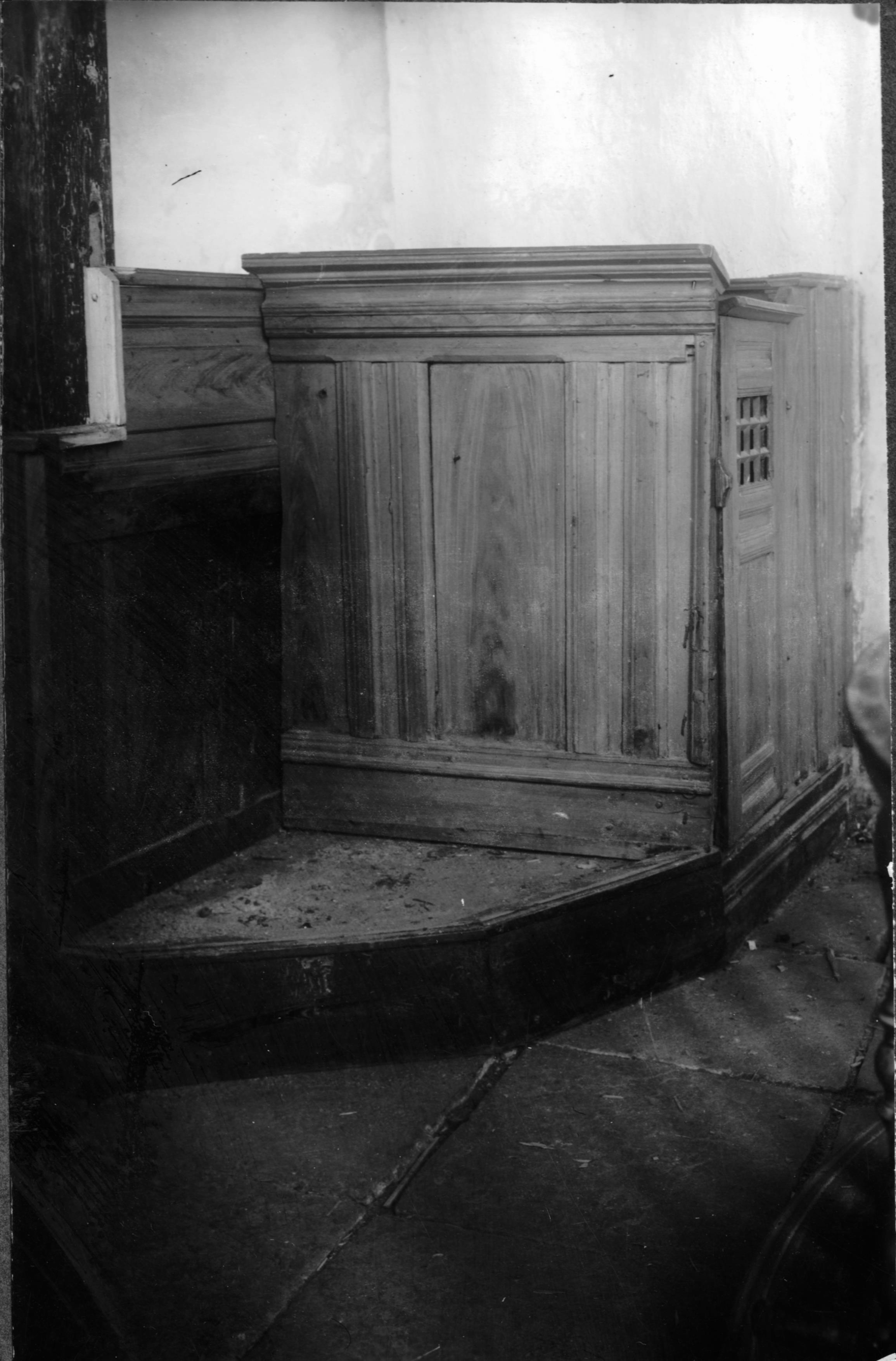 Thorbjörn Engblad, Svenneby gamla kyrka
