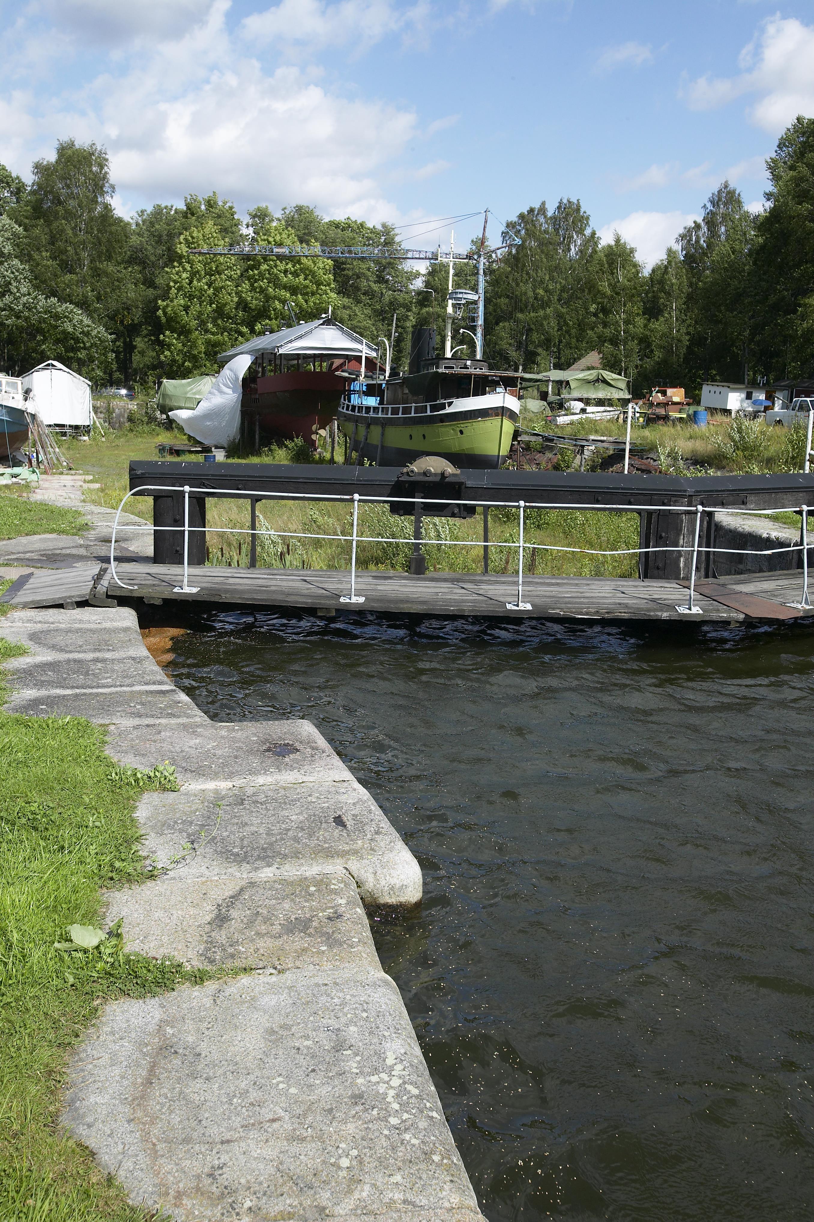 Bengt A Lundberg, Hjälmare kanal