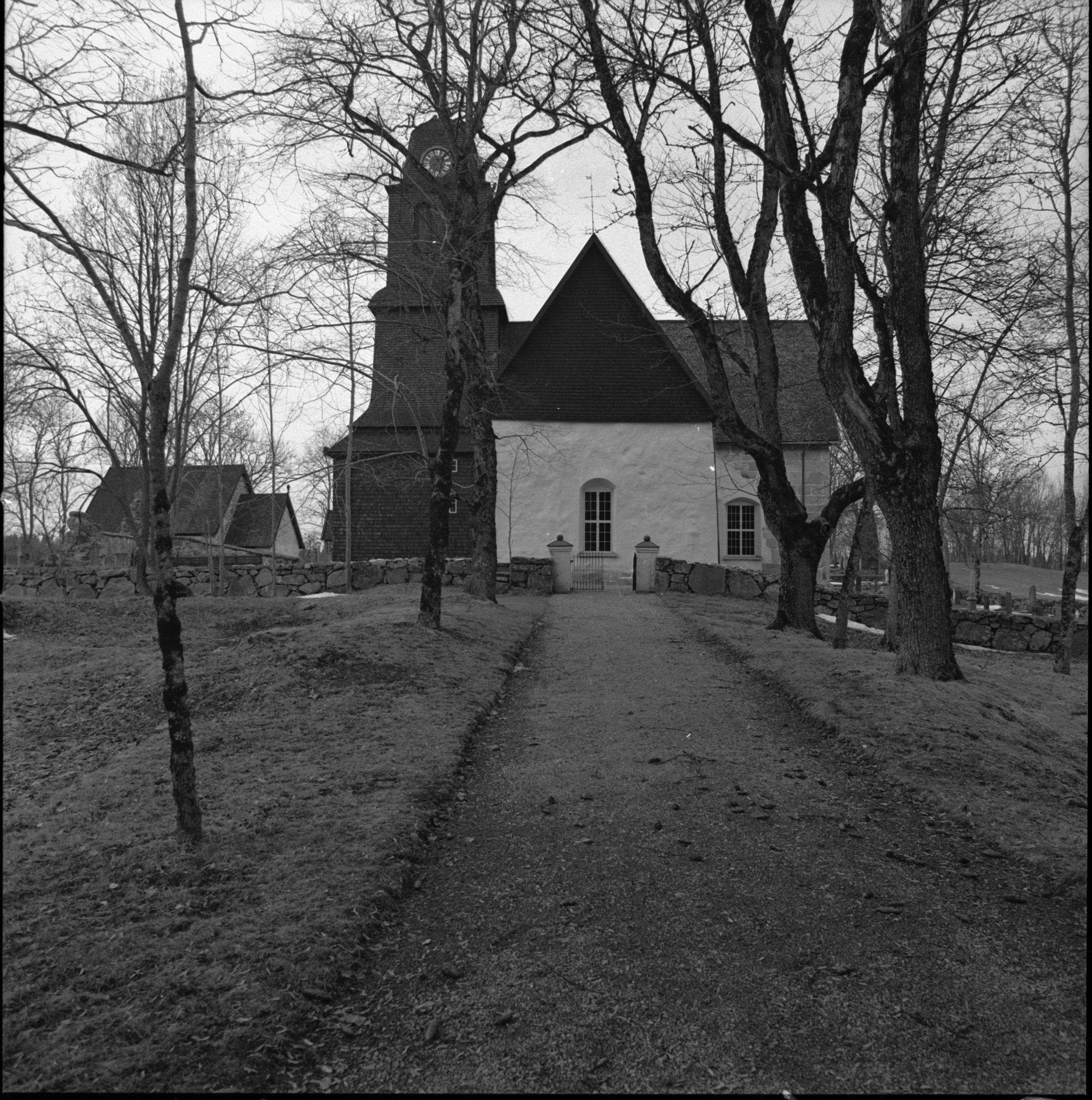 Sören Hallgren, Nydala kyrka (klosterkyrkan)