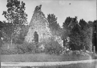 Össeby-Garn, Össeby kyrkoruin