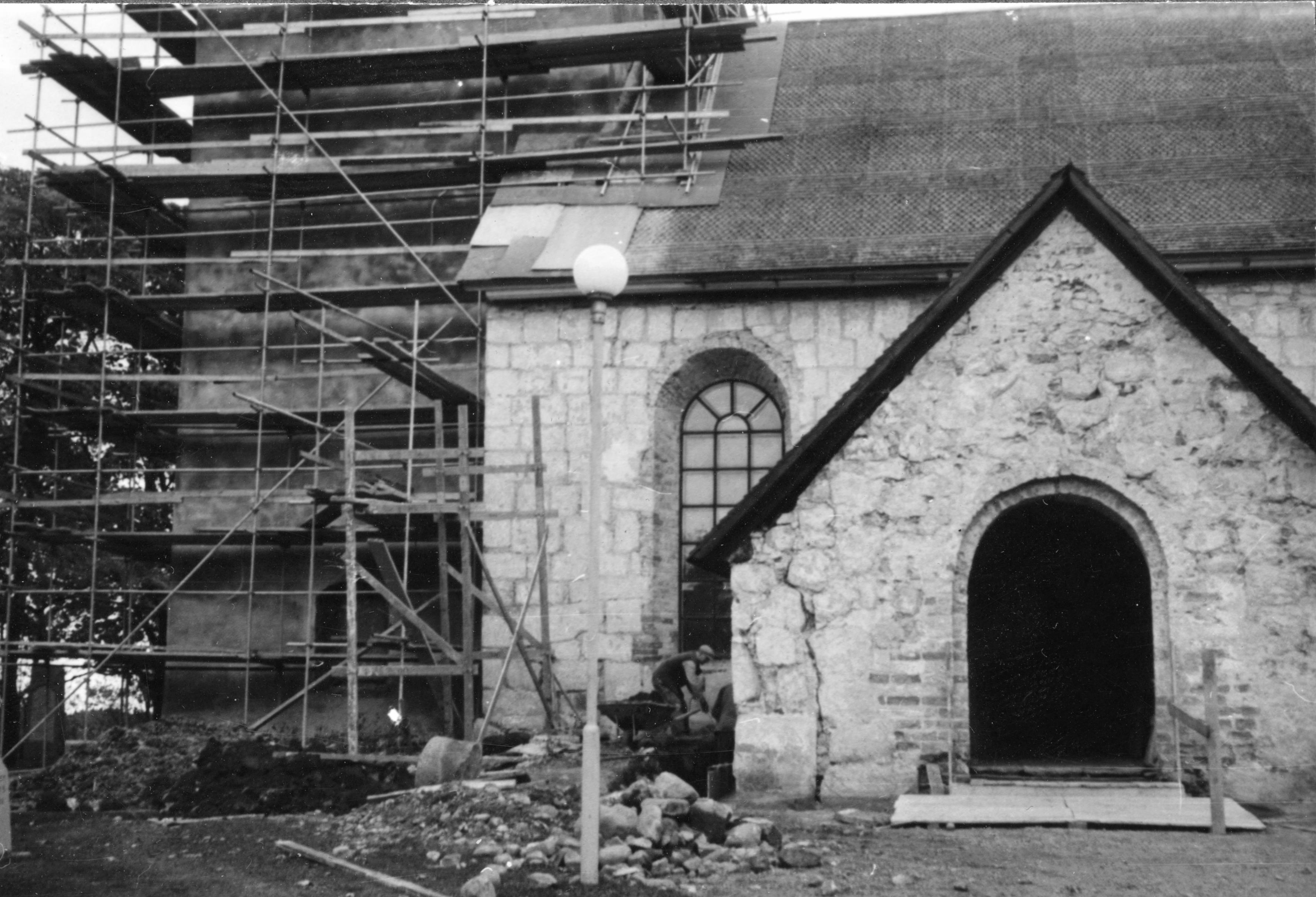 Bertil Waldén, Viby kyrka
