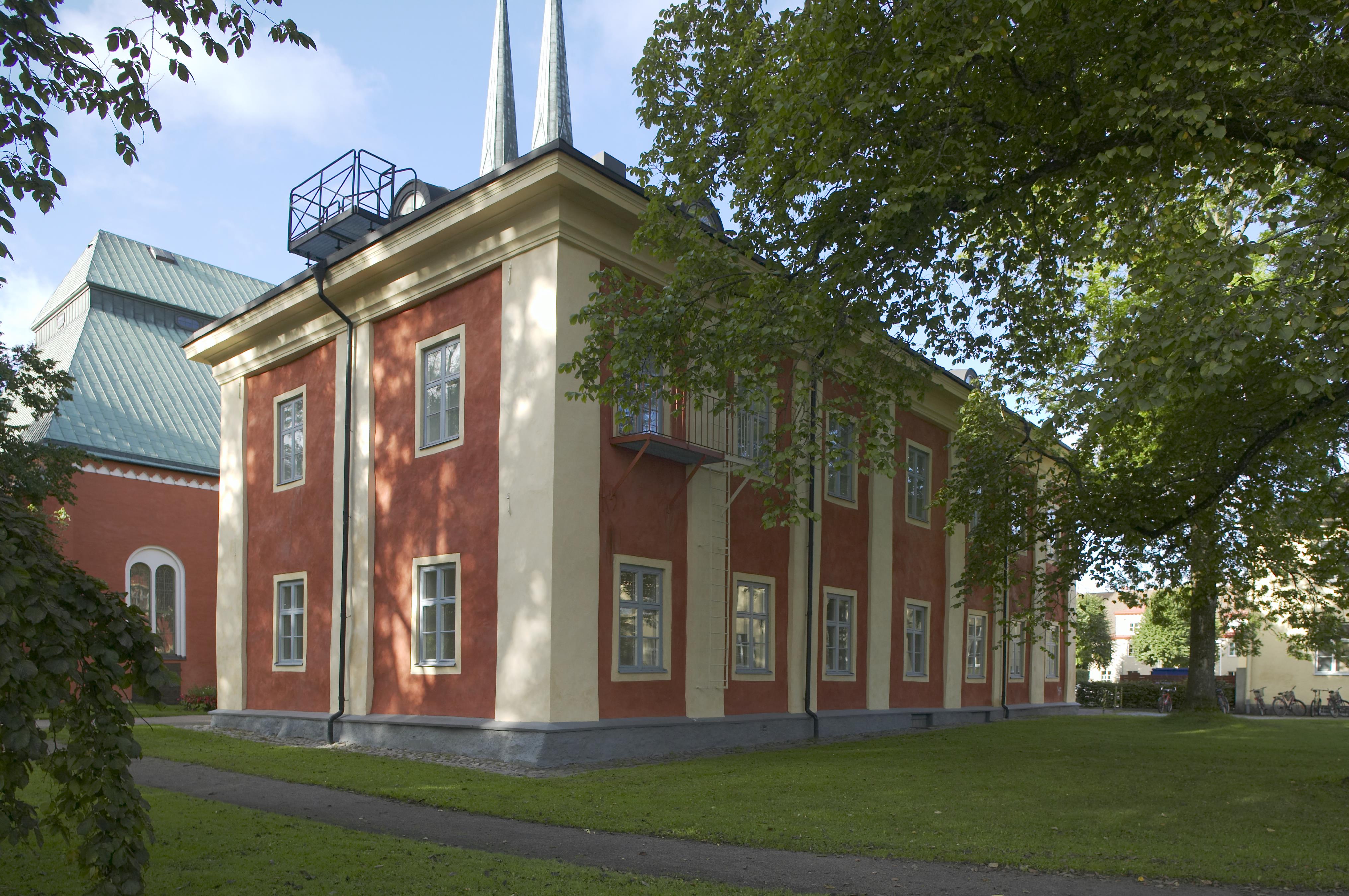 Bengt A Lundberg, Karolinerhuset i Växjö