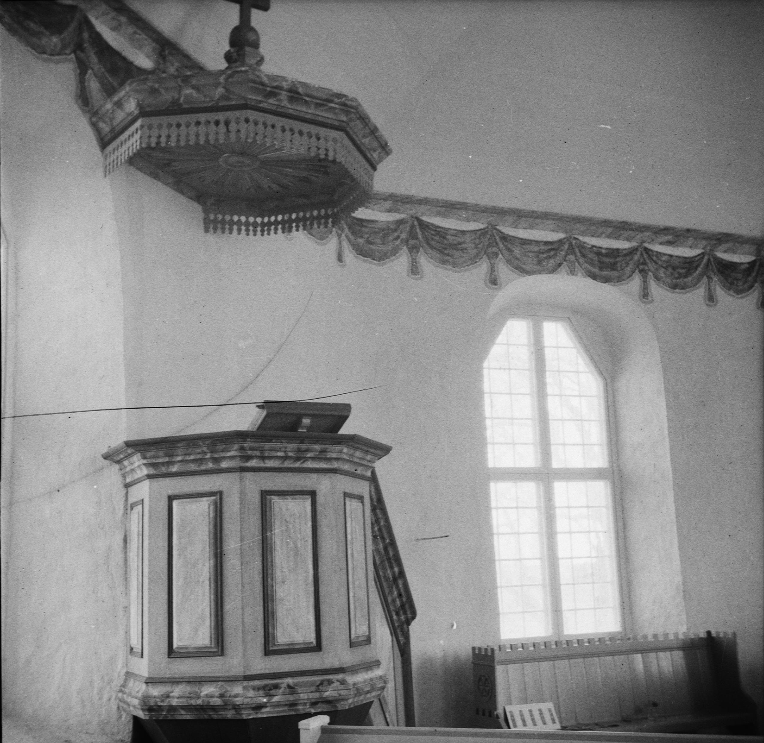 Olle Hellström, Bitterna kyrka