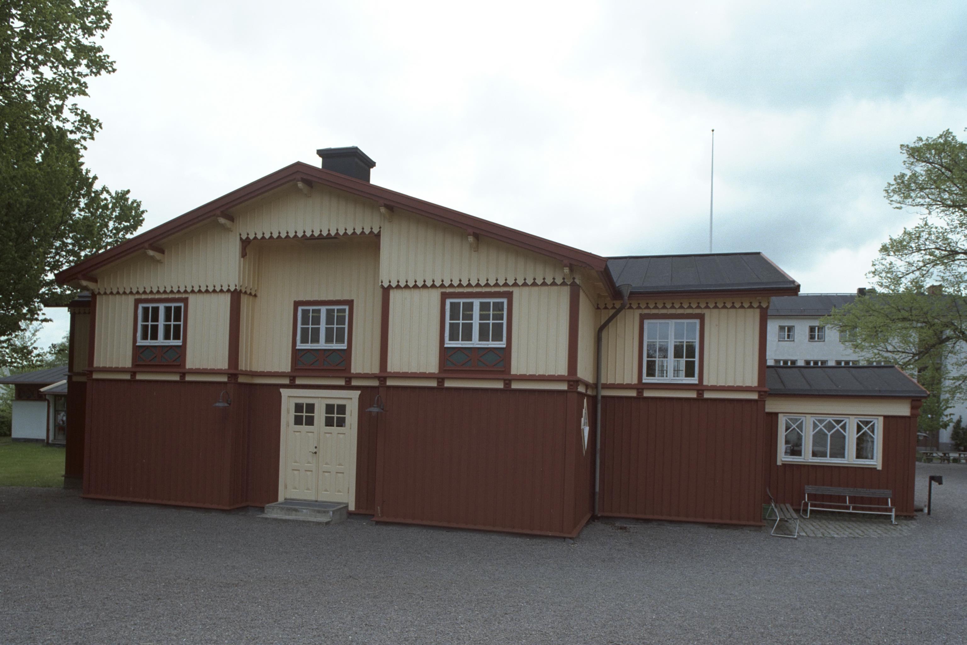 Bengt A Lundberg, Hvilan folkhögskola