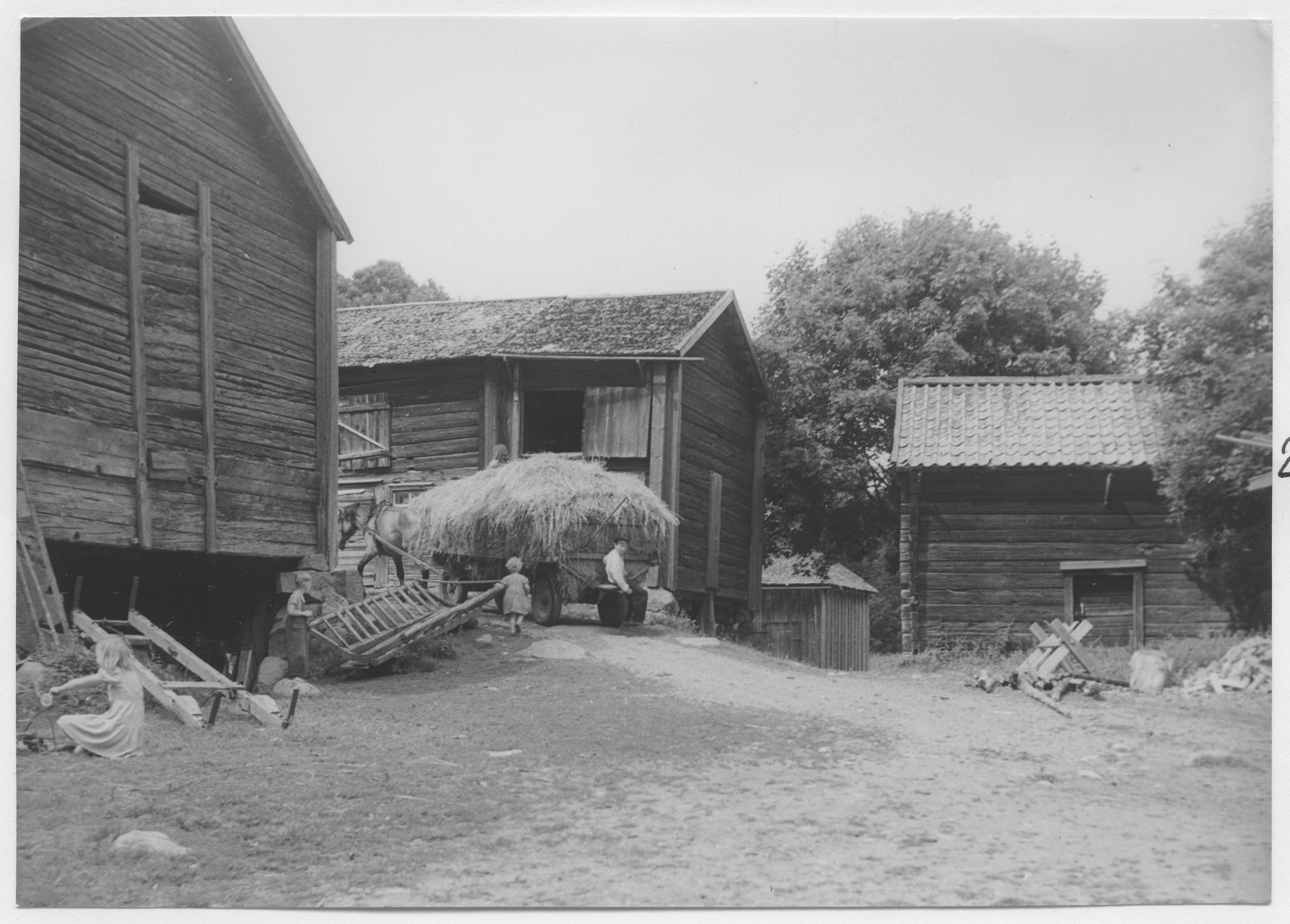 Mårten Sjöbeck, Stensjö by