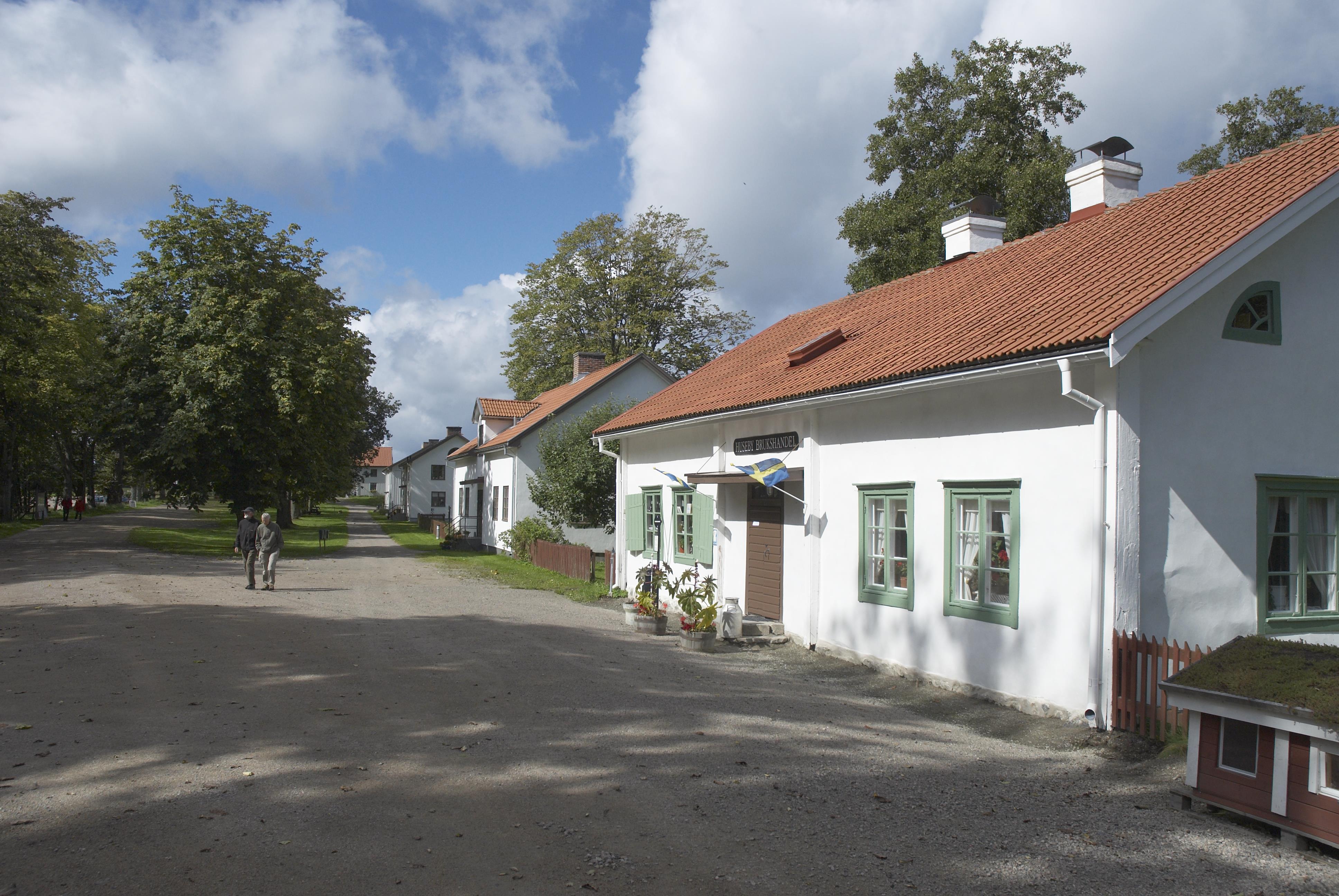 Bengt A Lundberg, Huseby bruk