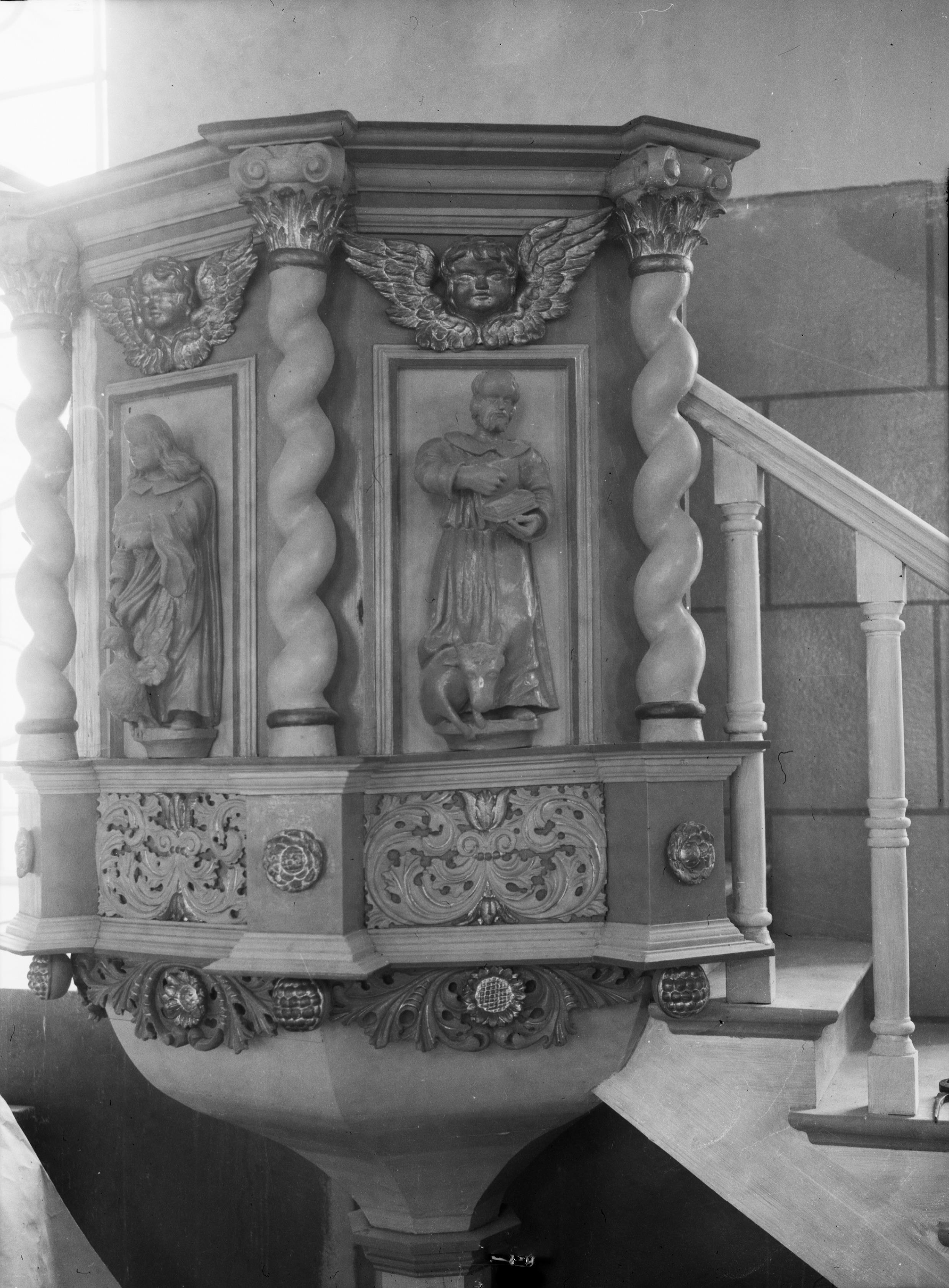 Olle Hellström, Kymbo kyrka