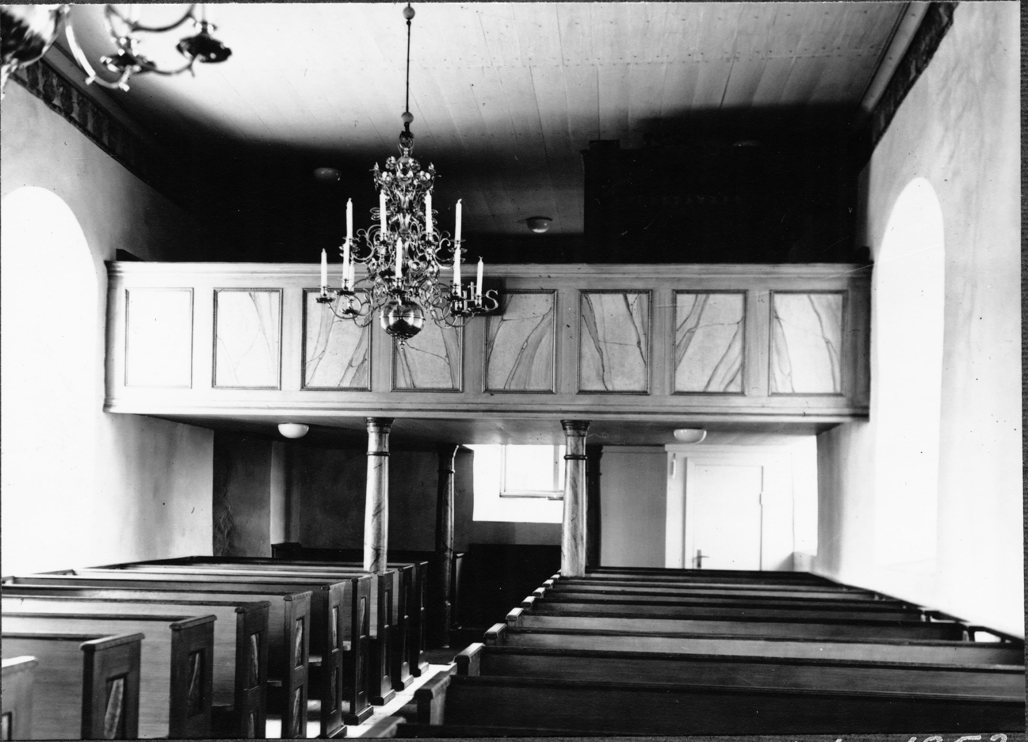 Adolf Niklasson, Kälvene kyrka