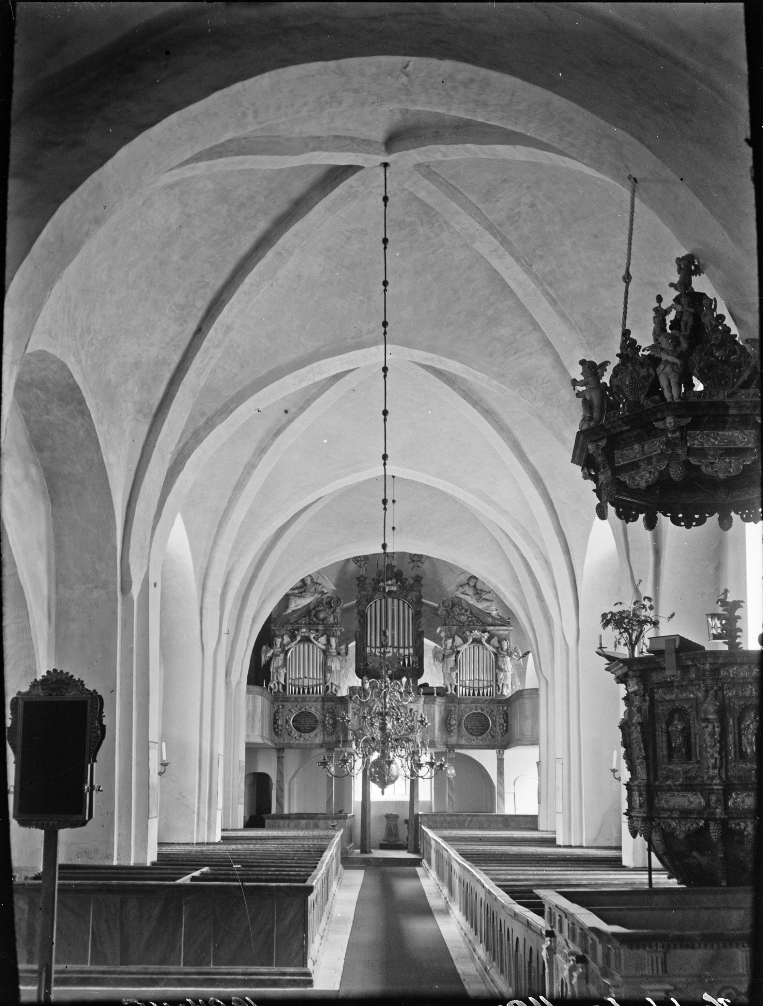 Einar Erici, Veckholms kyrka