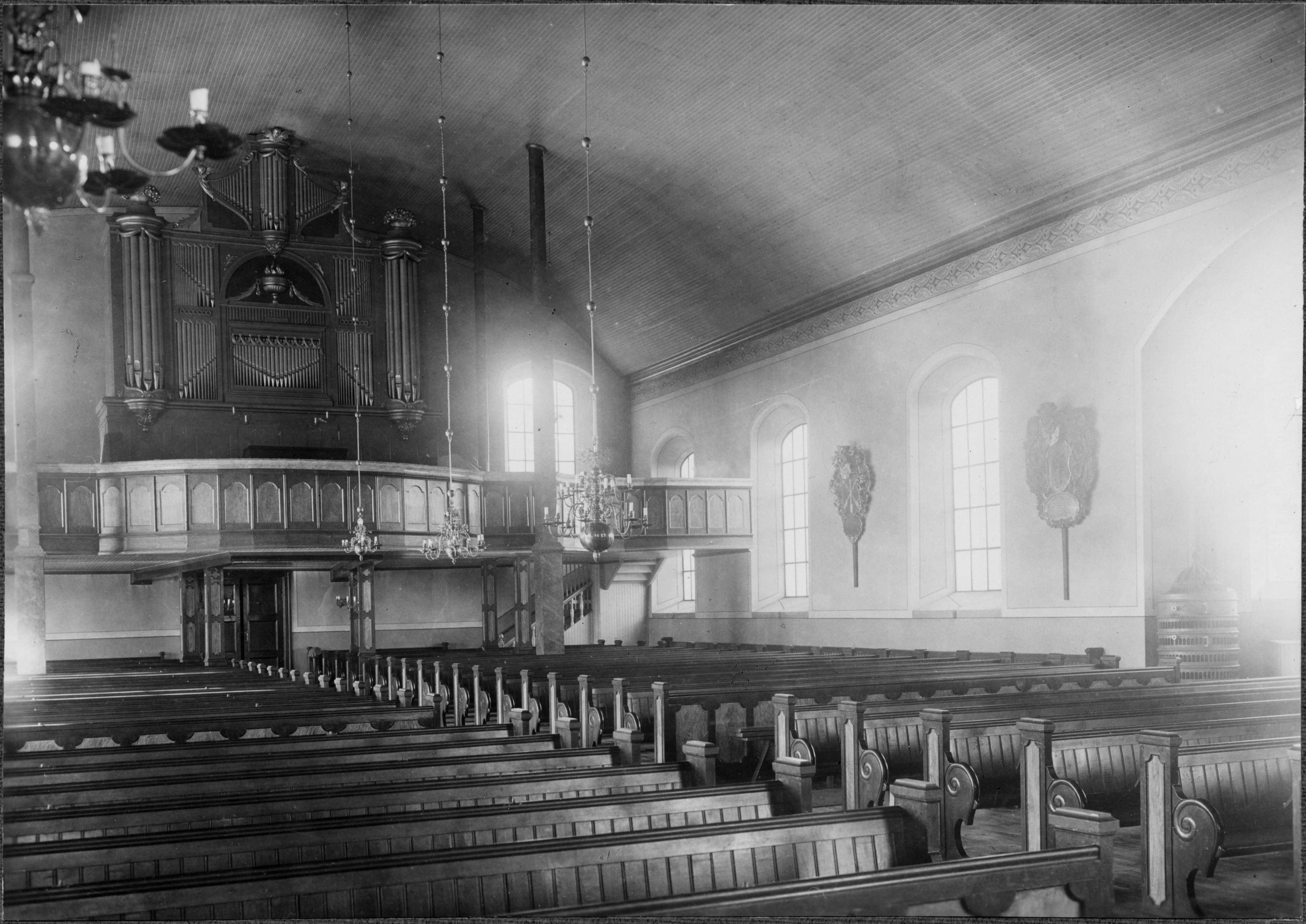 Manne Hofrén, Misterhults kyrka