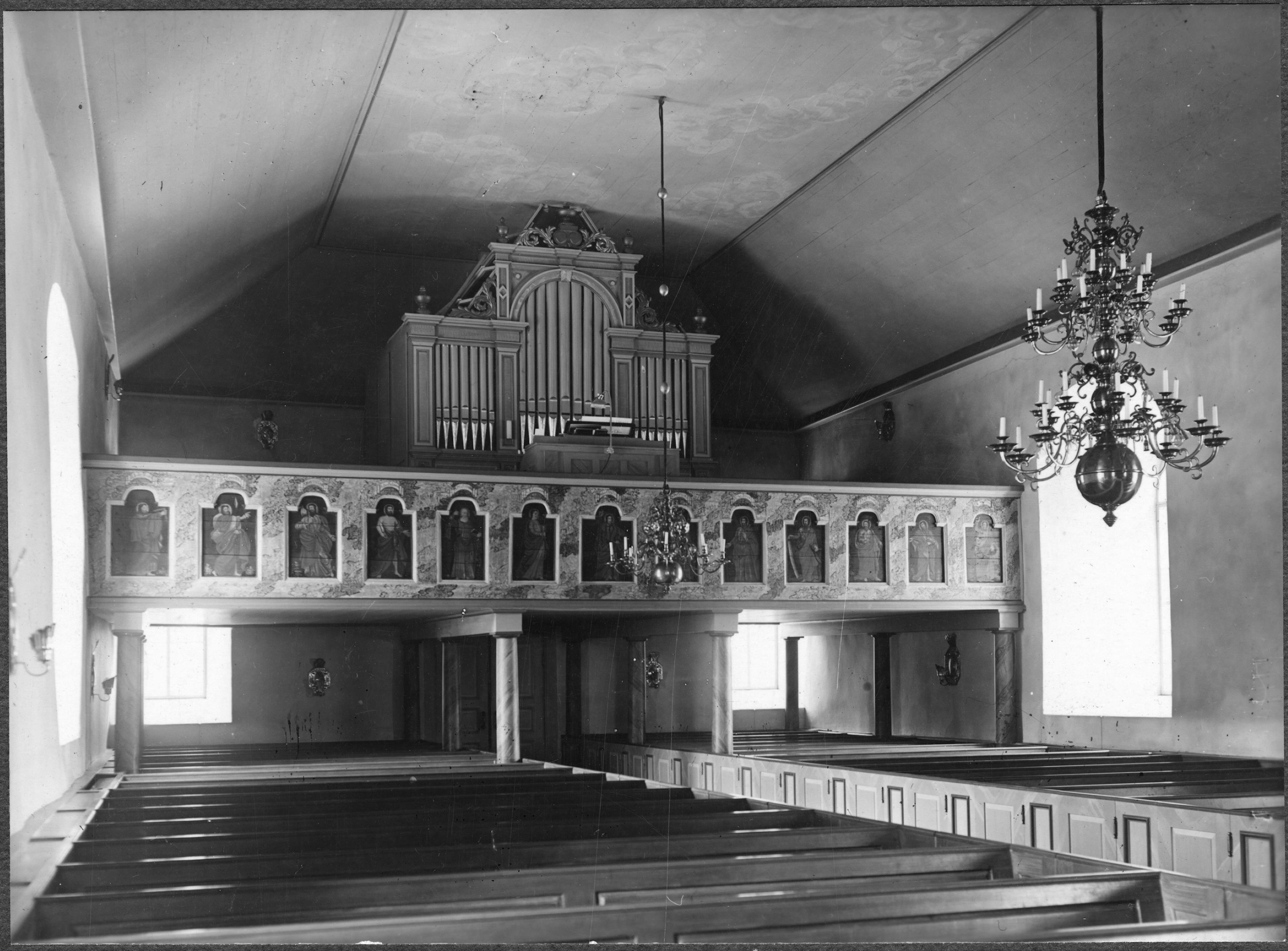 Adolf Niklasson, Väne- Åsaka kyrka