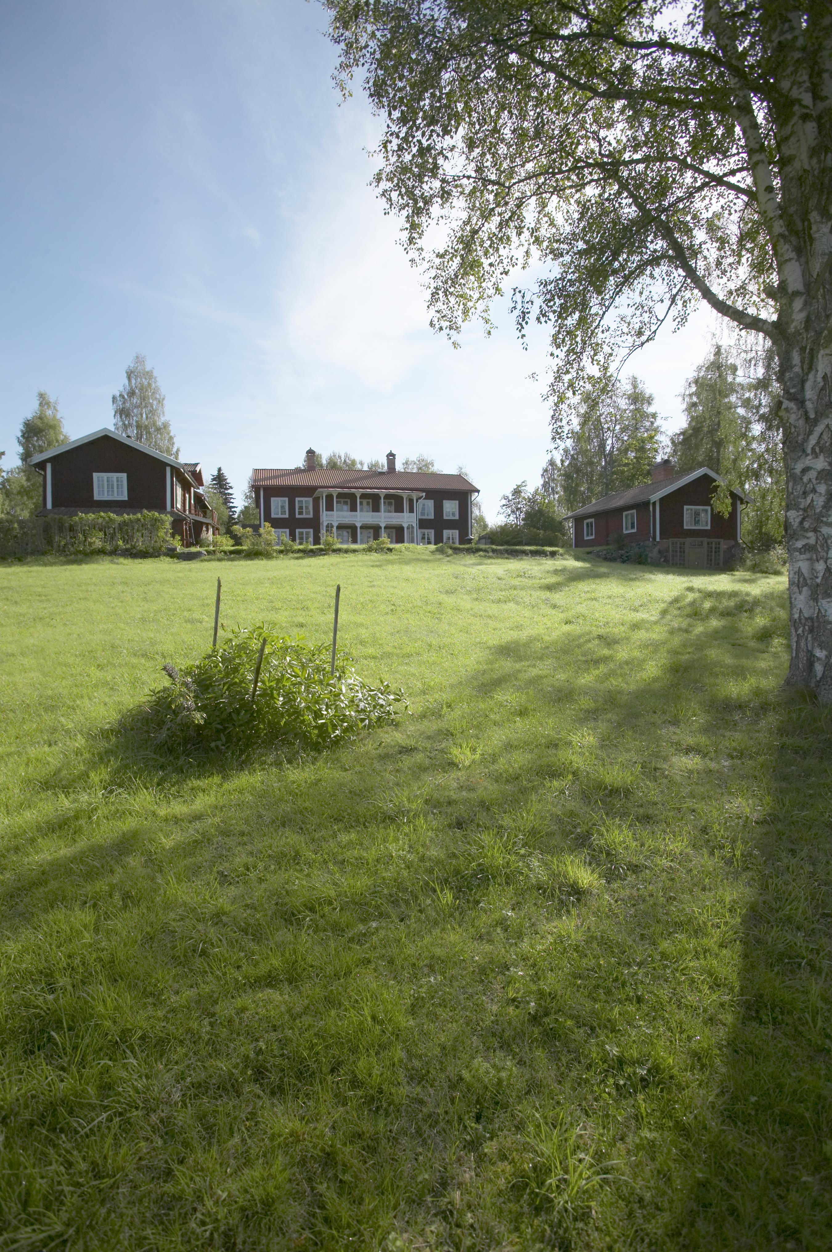 Bengt A Lundberg, Bergsmansgården Hult