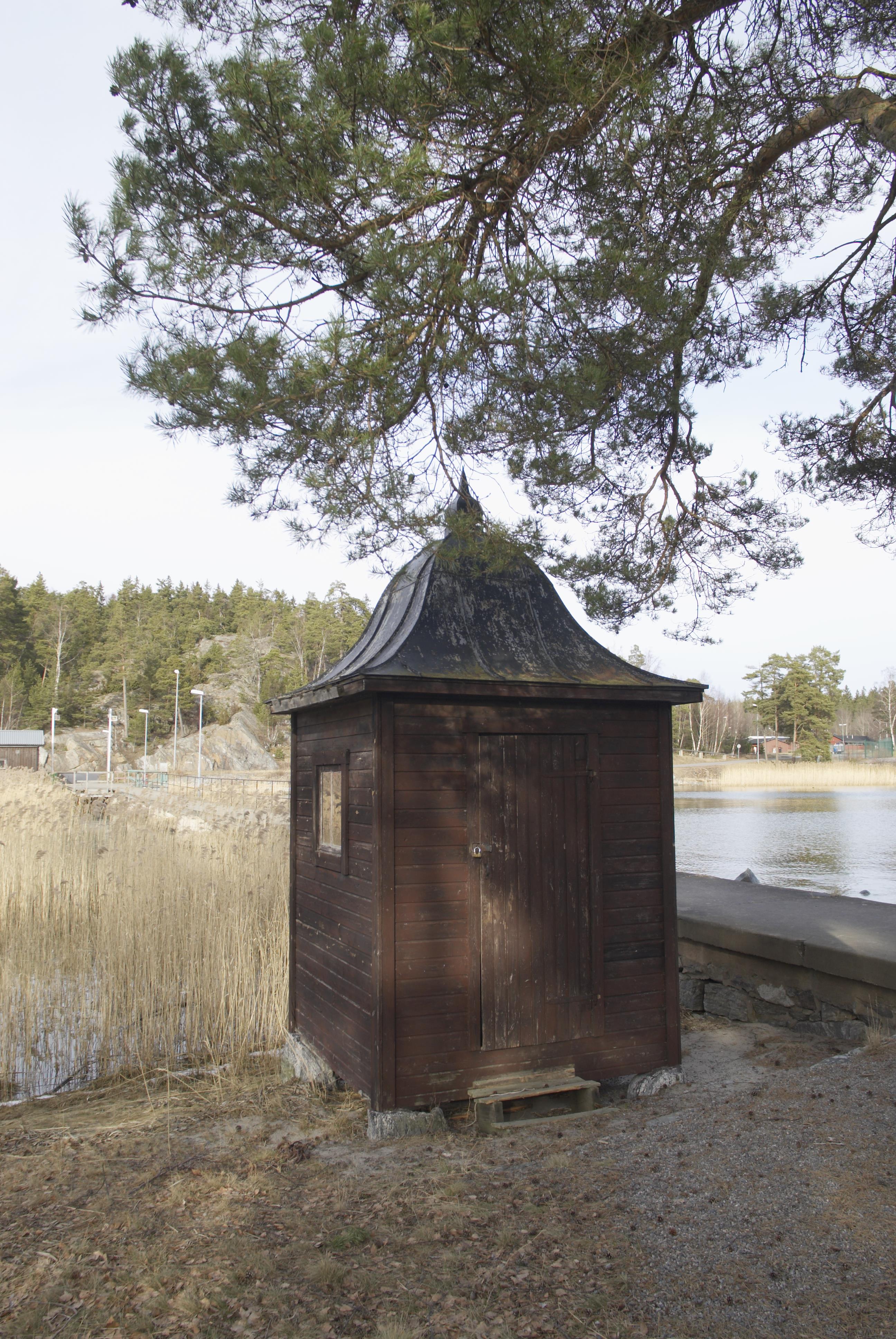 Bengt A Lundberg, Berga slott