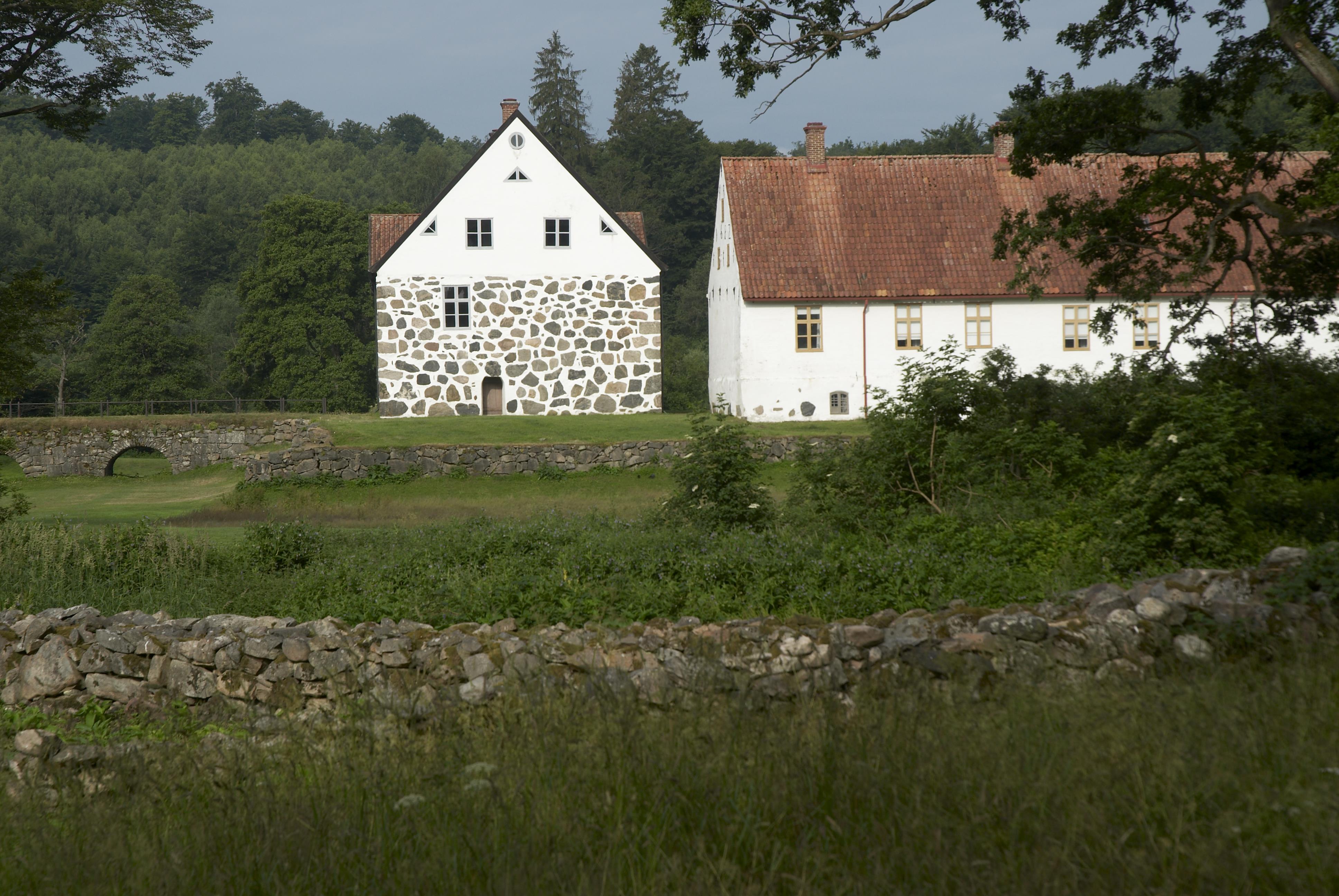 Bengt A Lundberg, Hovdala slott