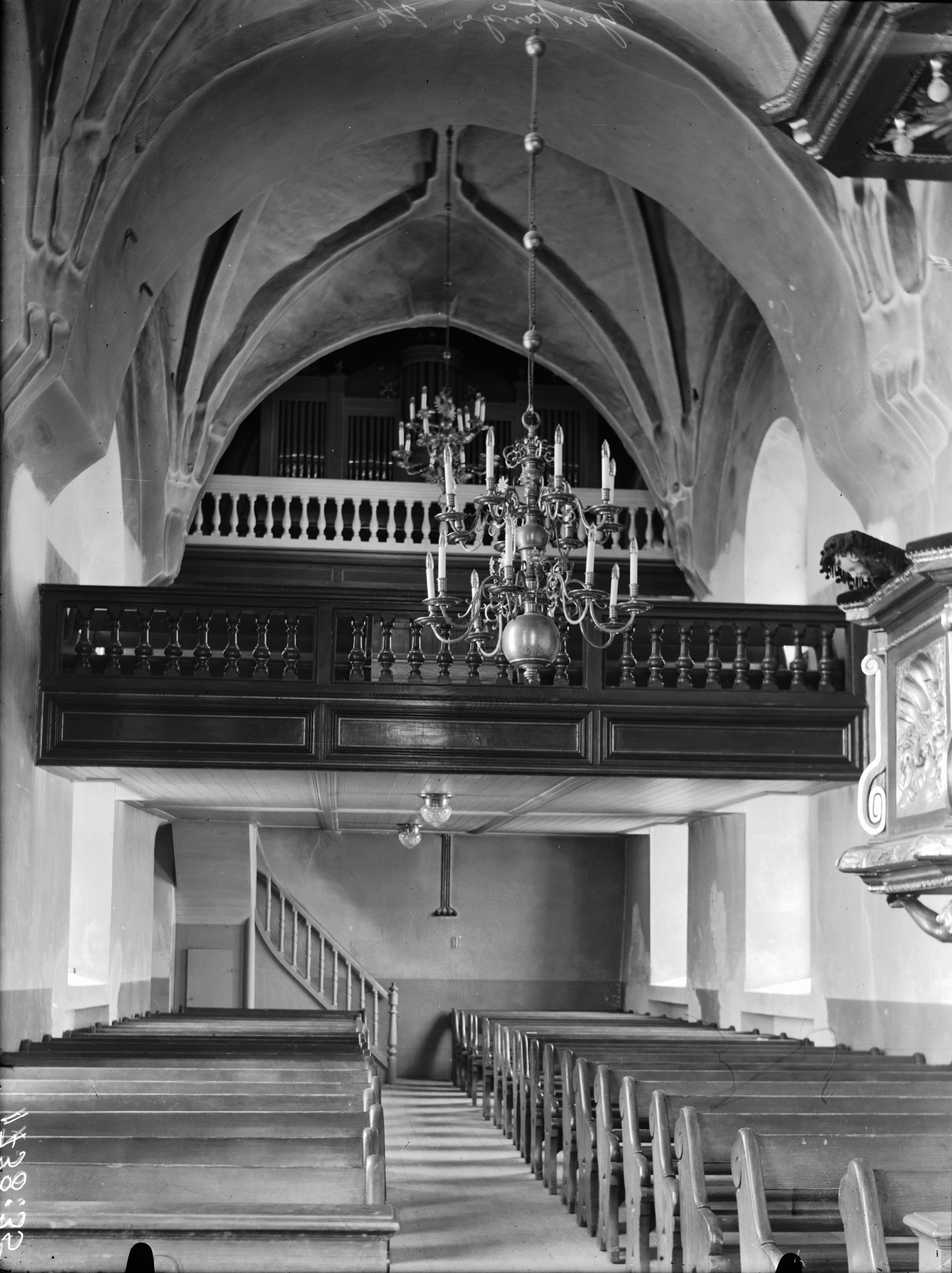 Oscar Svensson, Njutångers kyrka